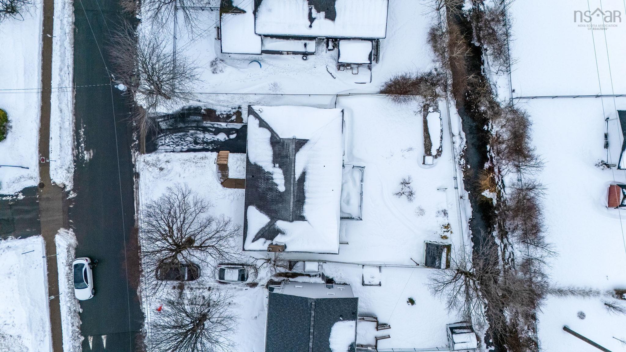 24 Christopher Avenue, Dartmouth, NS (MLS 202603495)