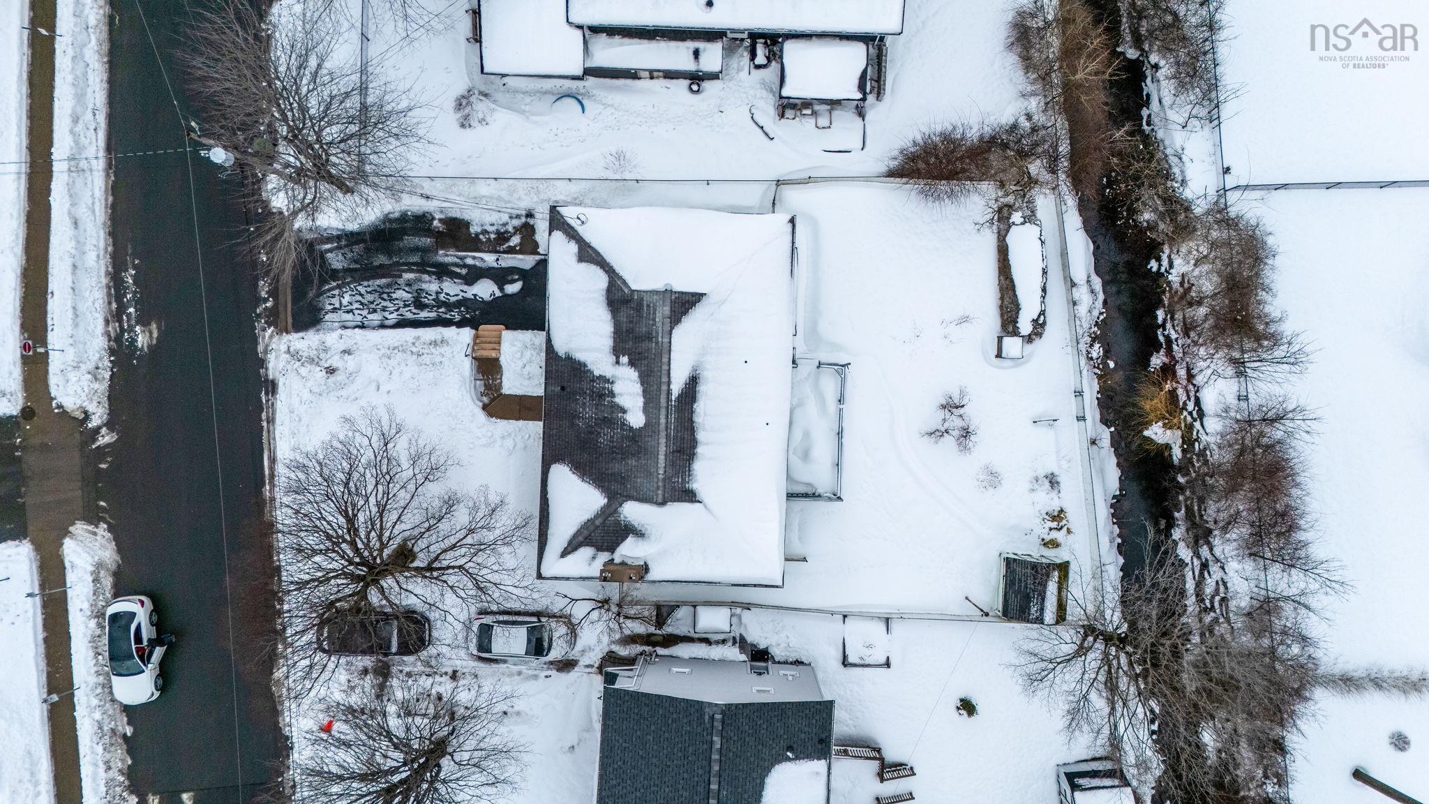 24 Christopher Avenue, Dartmouth, NS (MLS 202603495)