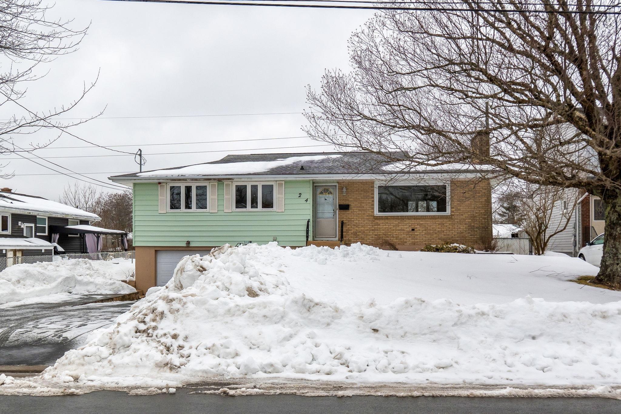 24 Christopher Avenue, Dartmouth, NS (MLS 202603495)