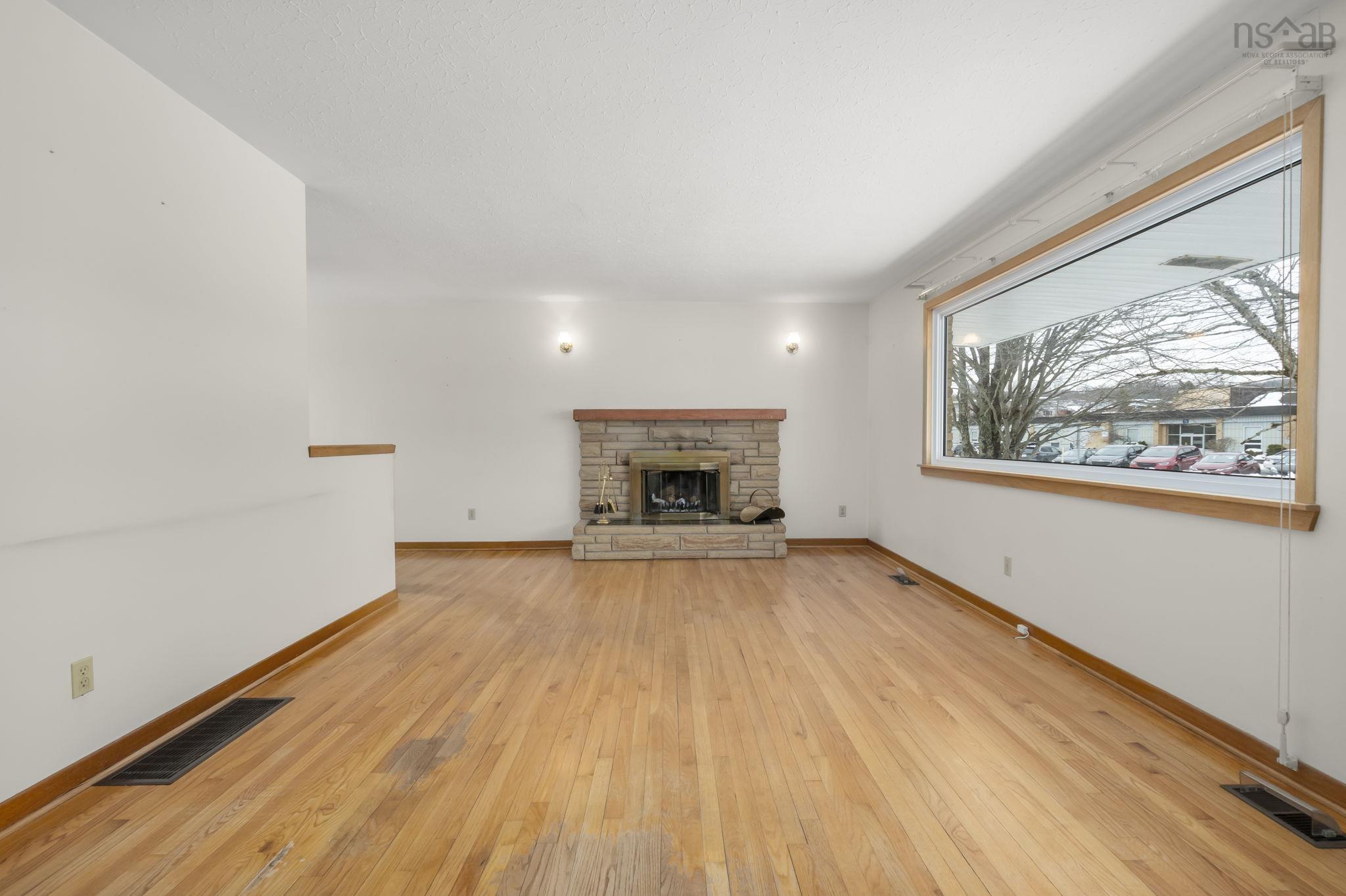 24 Christopher Avenue, Dartmouth, NS (MLS 202603495)