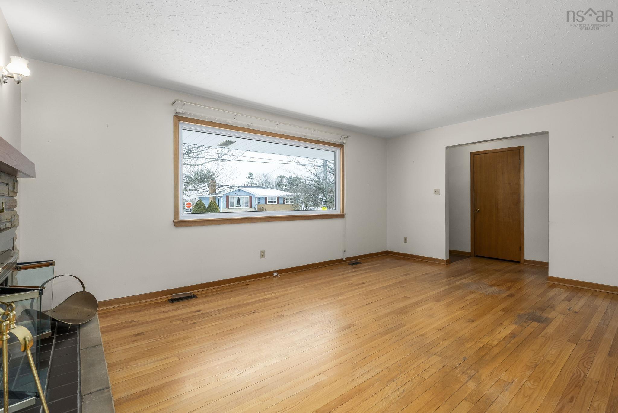 24 Christopher Avenue, Dartmouth, NS (MLS 202603495)