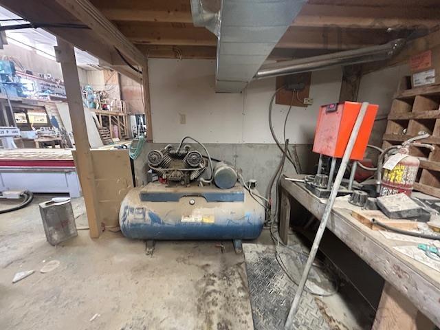 $275,000.00: 2498 Main Street Road, Clark