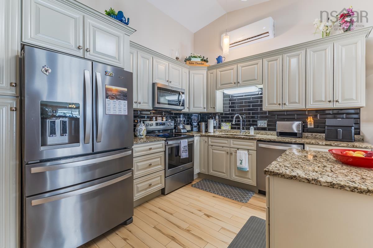 $375,000.00: 30 COVINGTON Place, Bible Hill