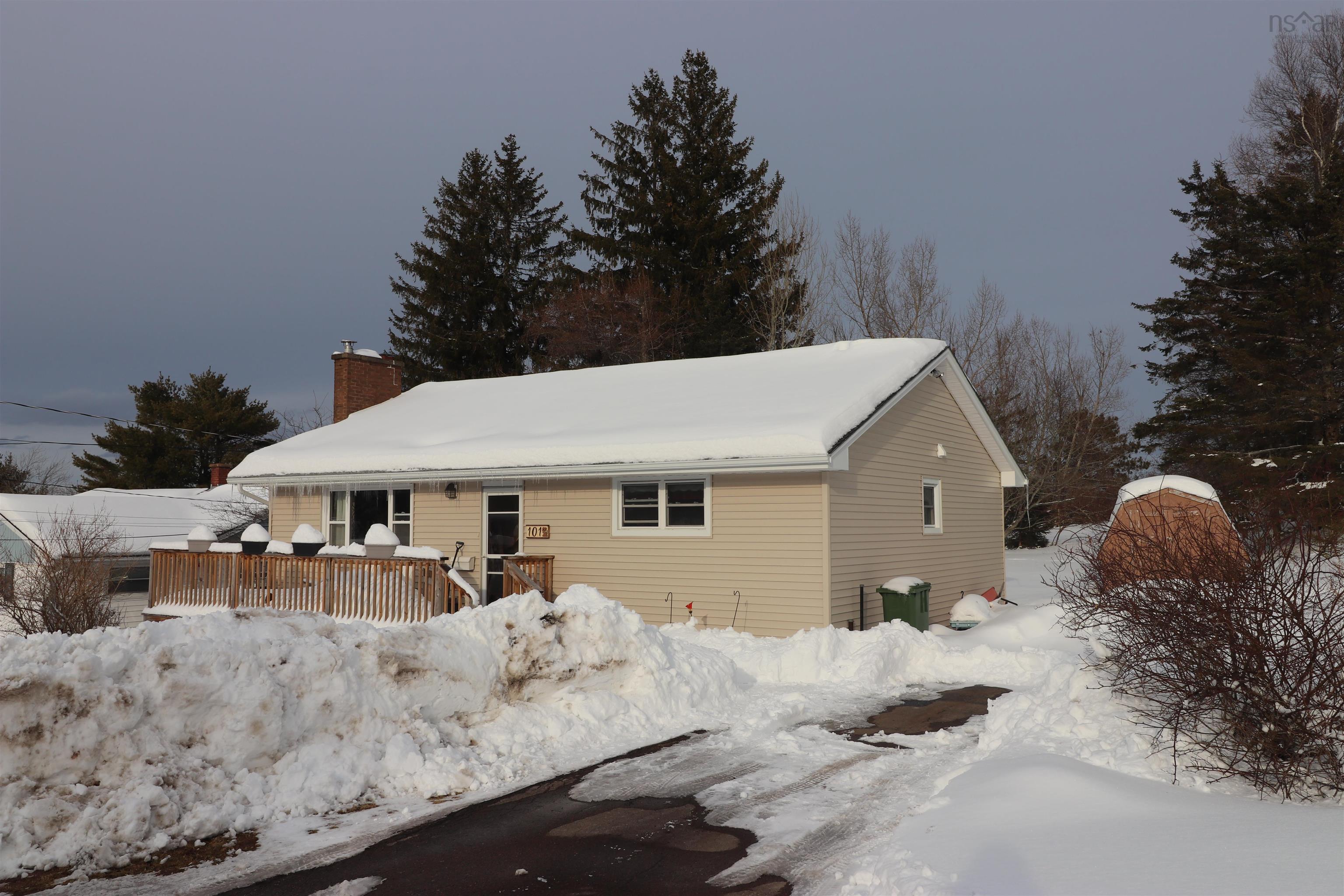 $259,900.00: 101 LAURIE Street, Truro