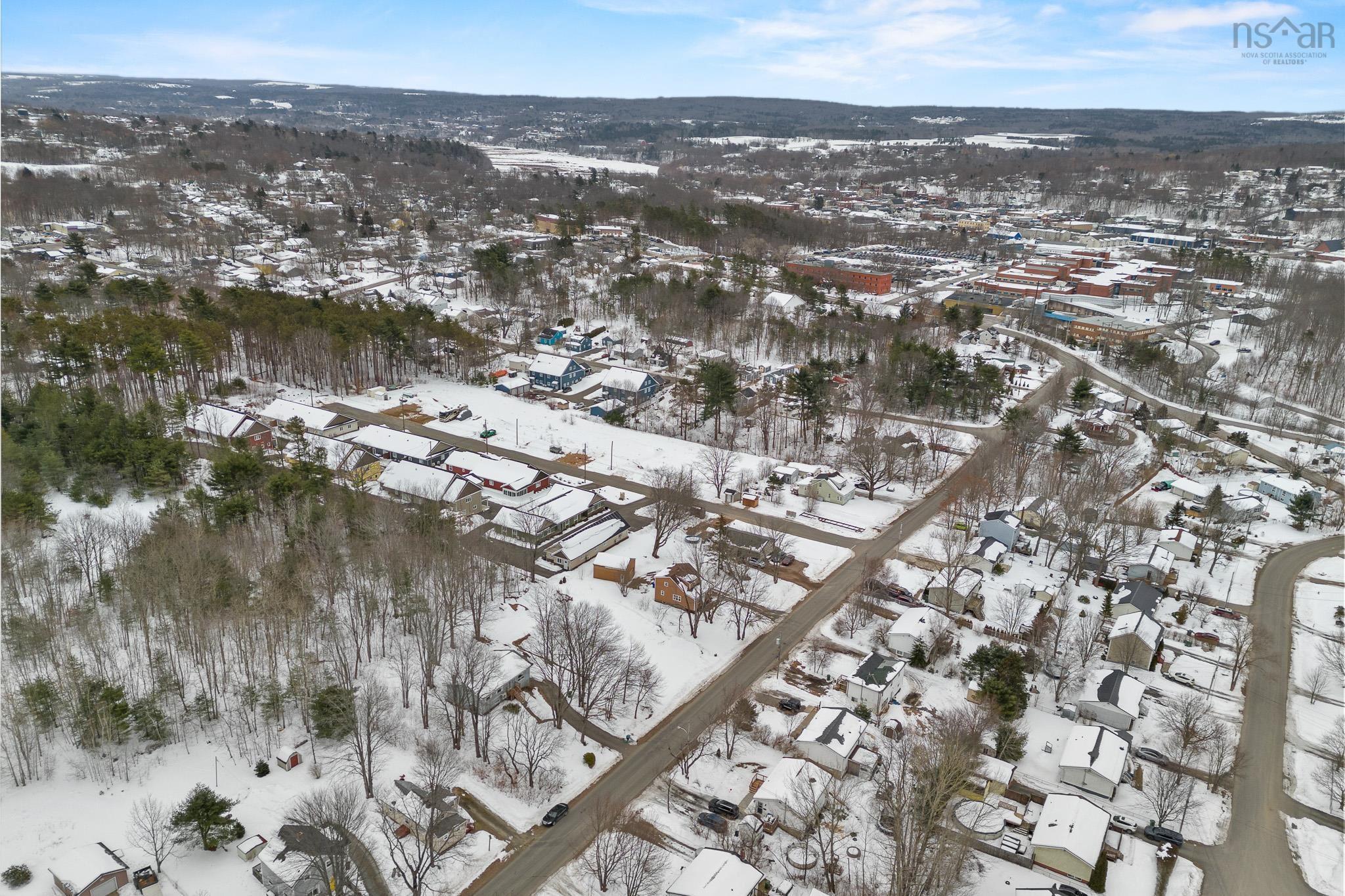 $369,900.00: 346 Lamont Road, North Kentville