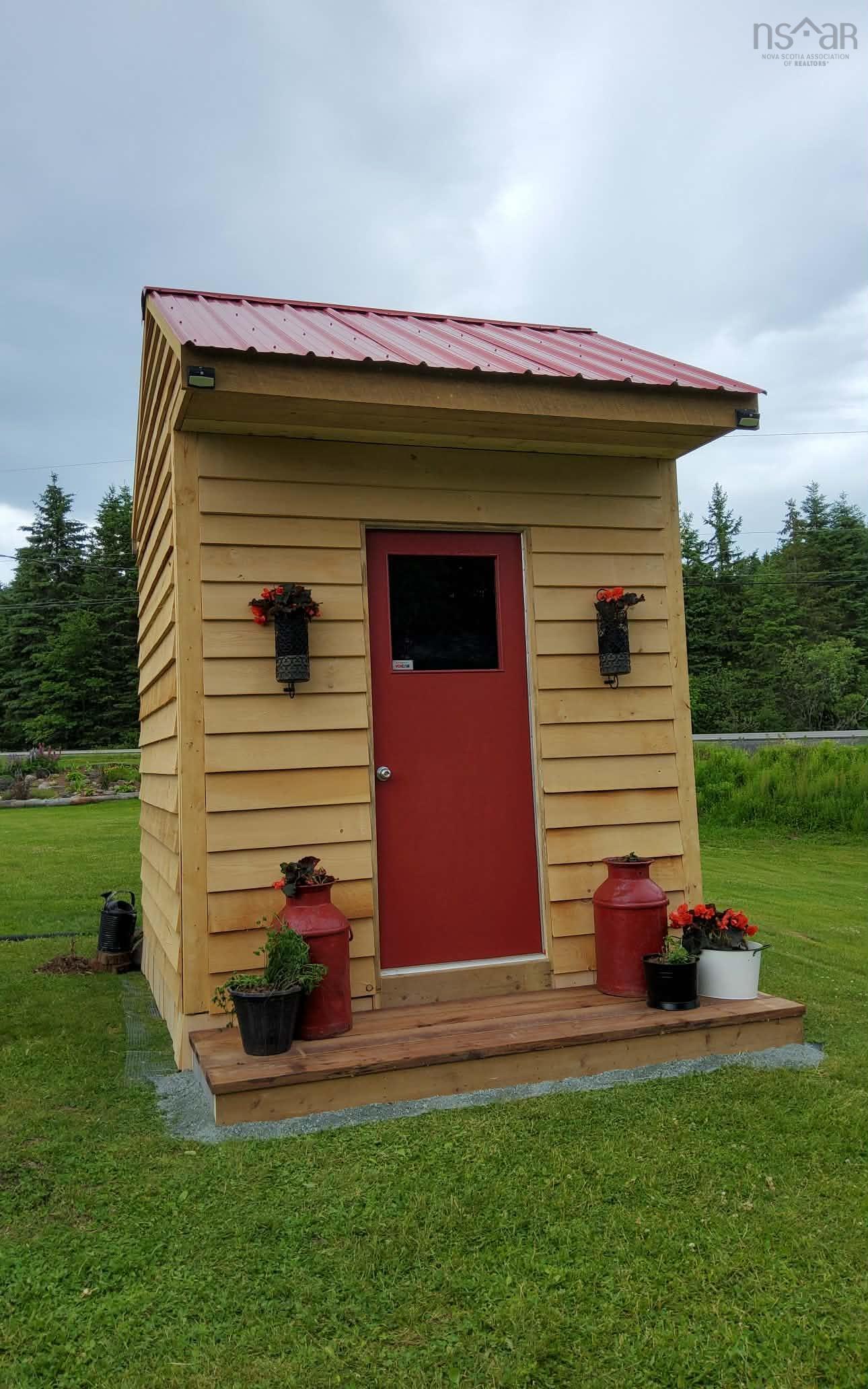 $385,000.00: 997 East River East Side Road, Glencoe