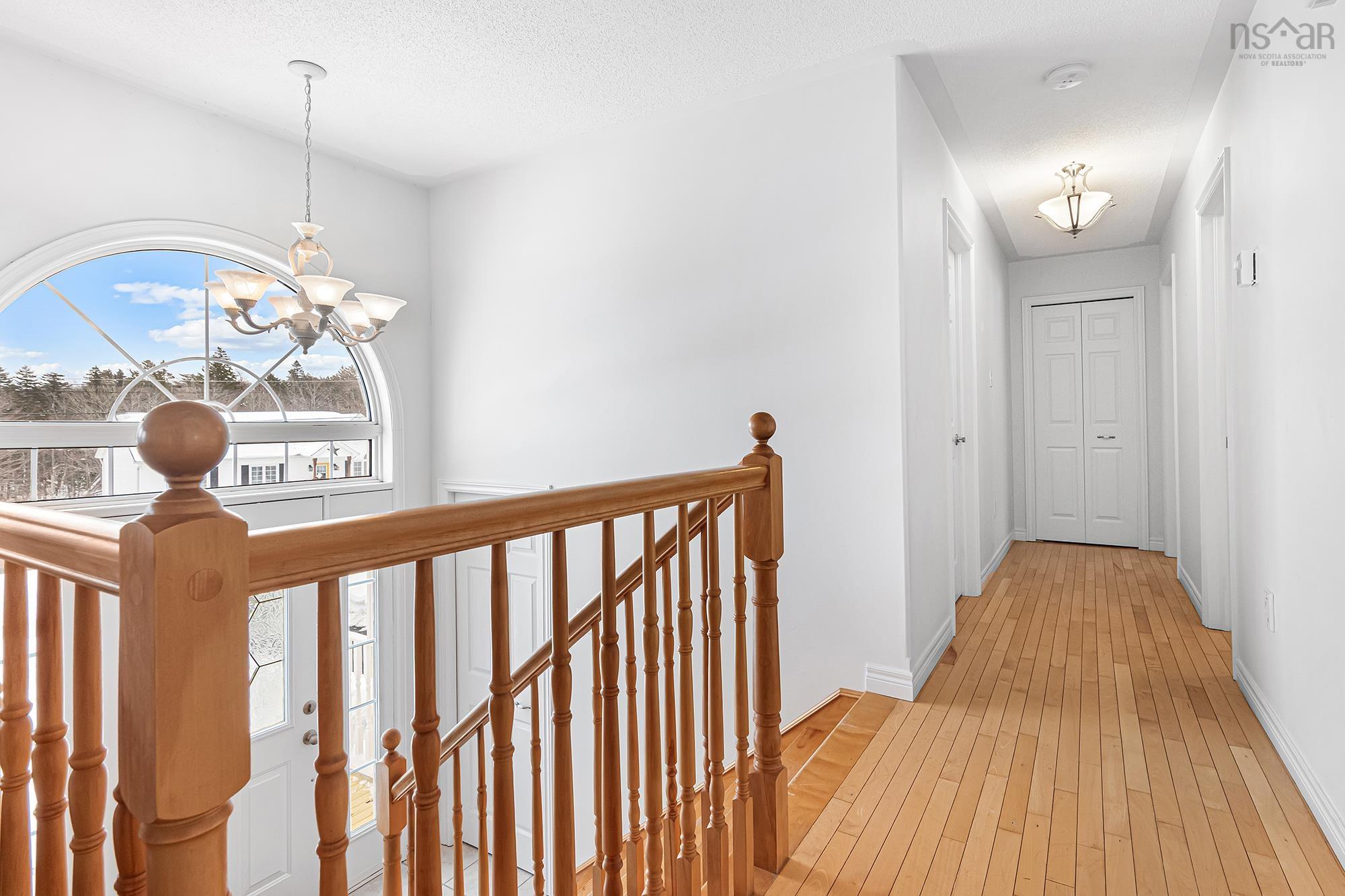 $584,700.00: 32 Falcon Crest Court, Middle Sackville