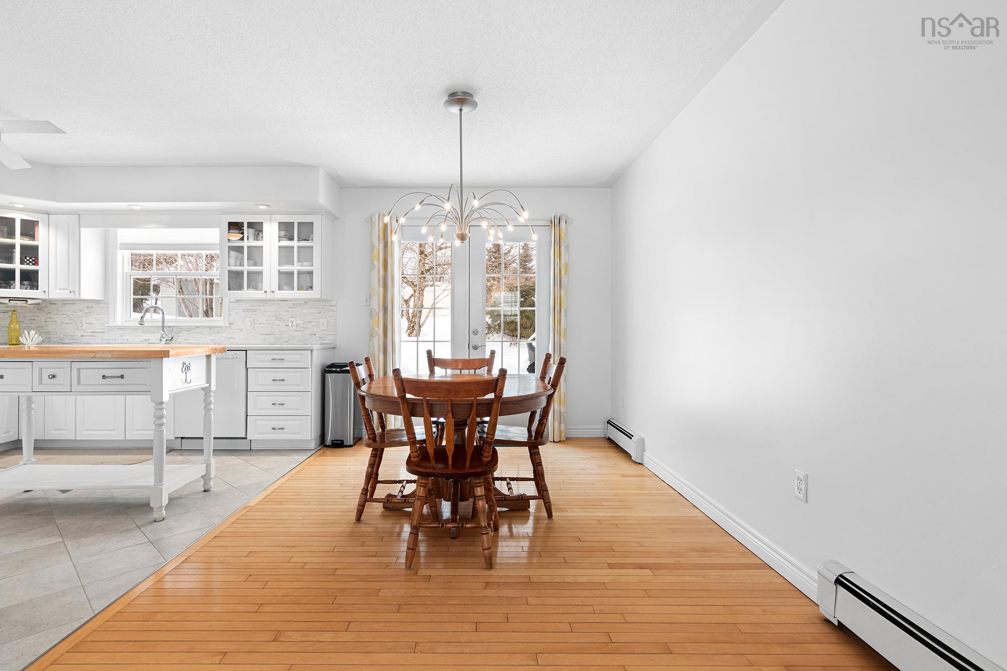 $584,700.00: 32 Falcon Crest Court, Middle Sackville