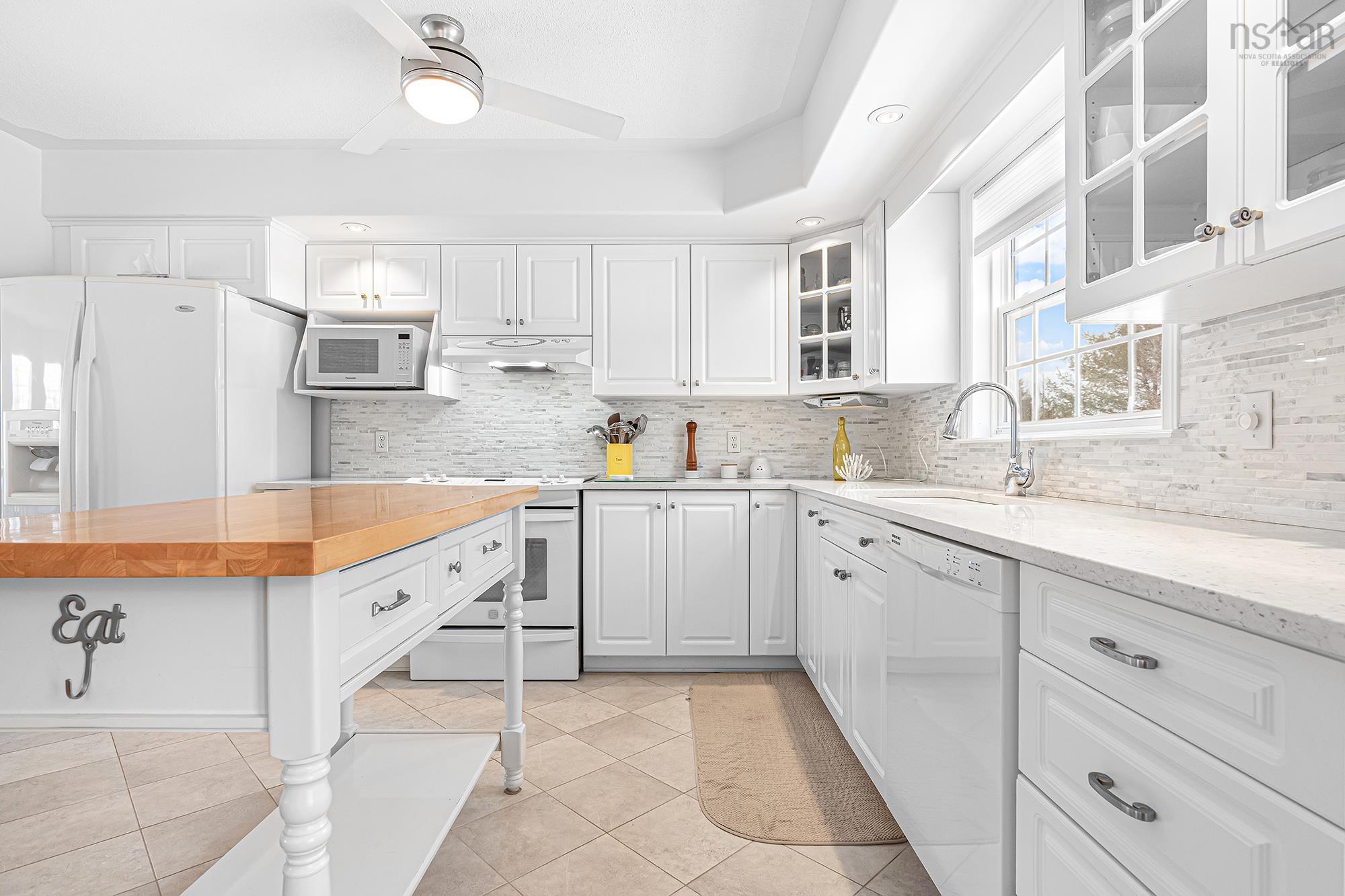 $584,700.00: 32 Falcon Crest Court, Middle Sackville