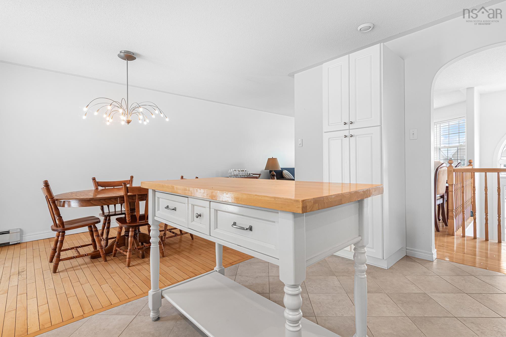 $584,700.00: 32 Falcon Crest Court, Middle Sackville