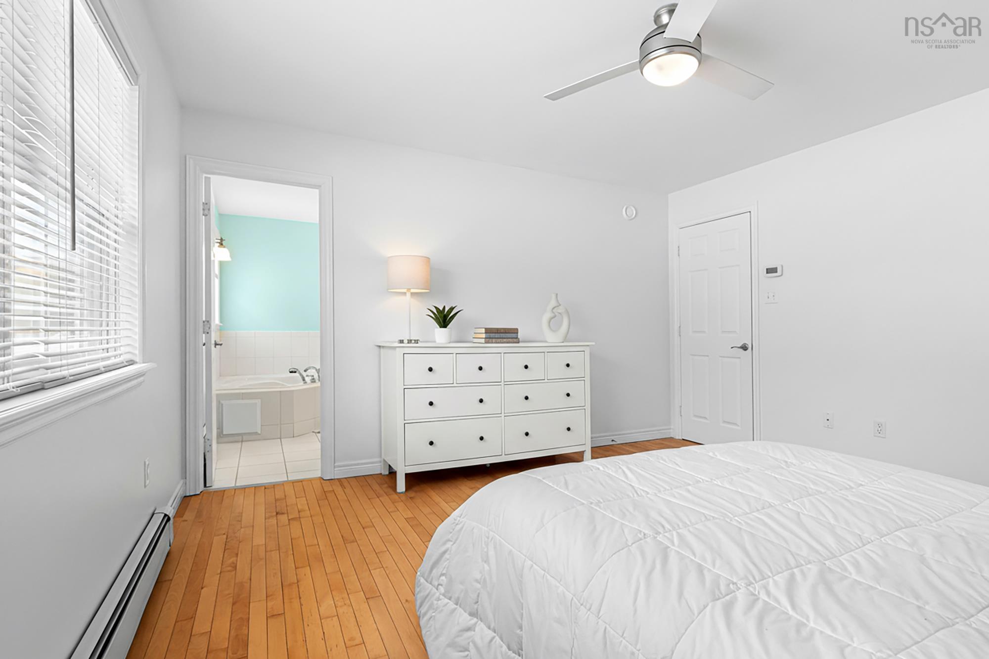 $584,700.00: 32 Falcon Crest Court, Middle Sackville