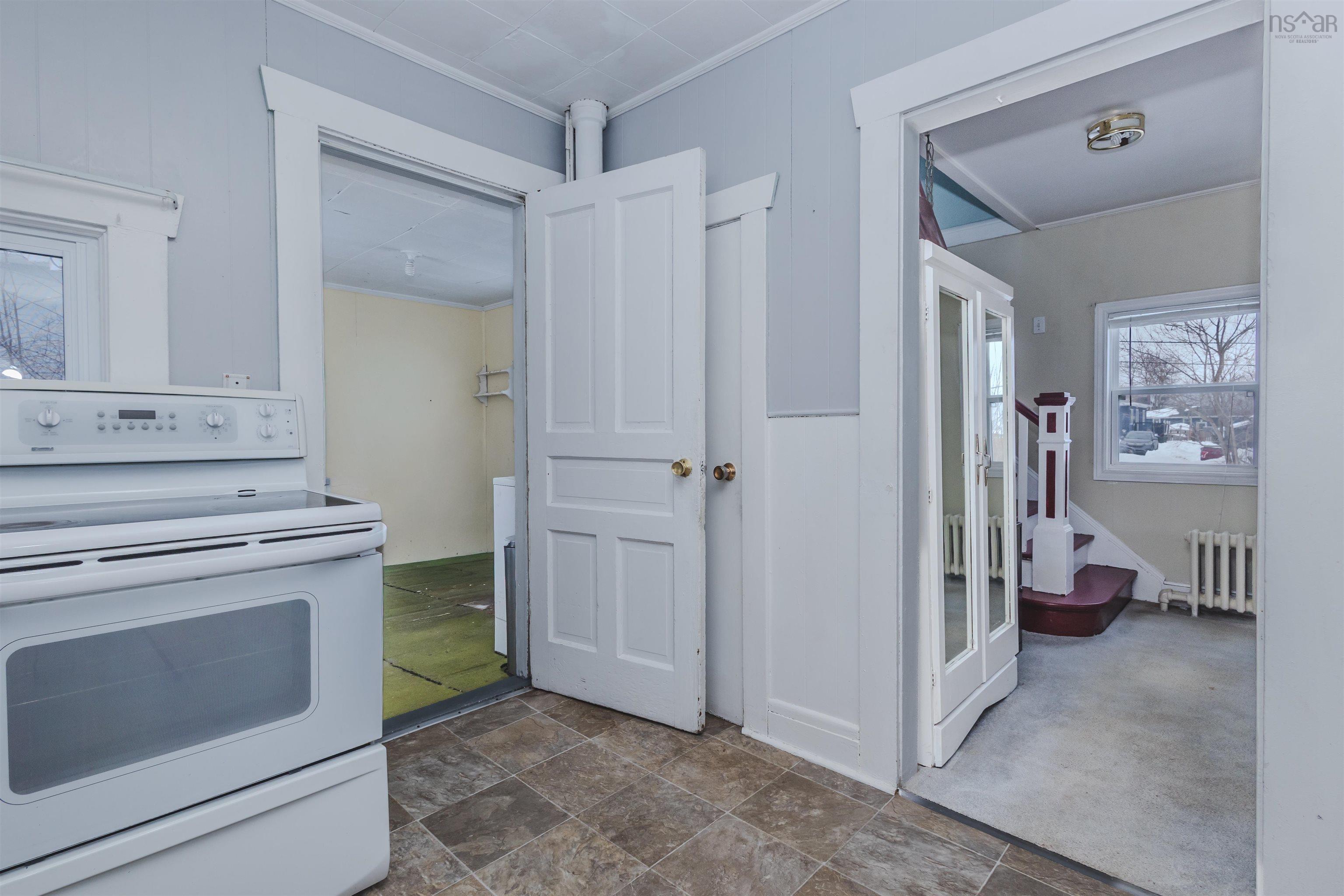 $179,000.00: 17 Fulton Avenue, Westmount