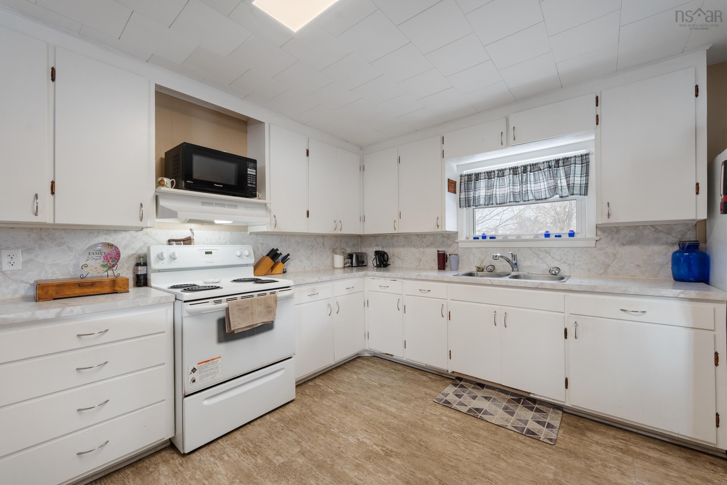 $285,000.00: 84 Third Avenue, Digby