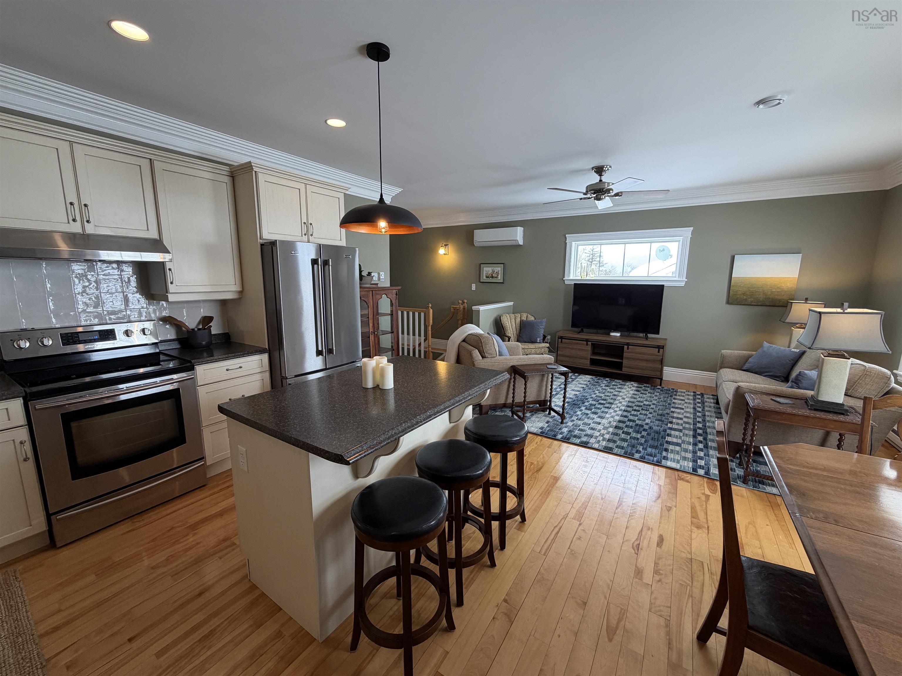 $379,900.00: 5 57 Vincents Way, Antigonish