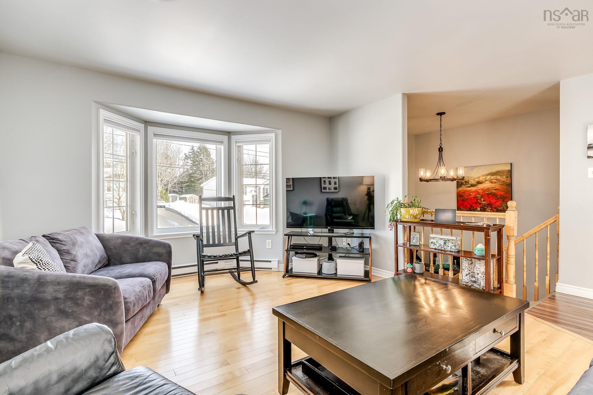 $409,900.00: 136 Hemlock Drive, Elmsdale