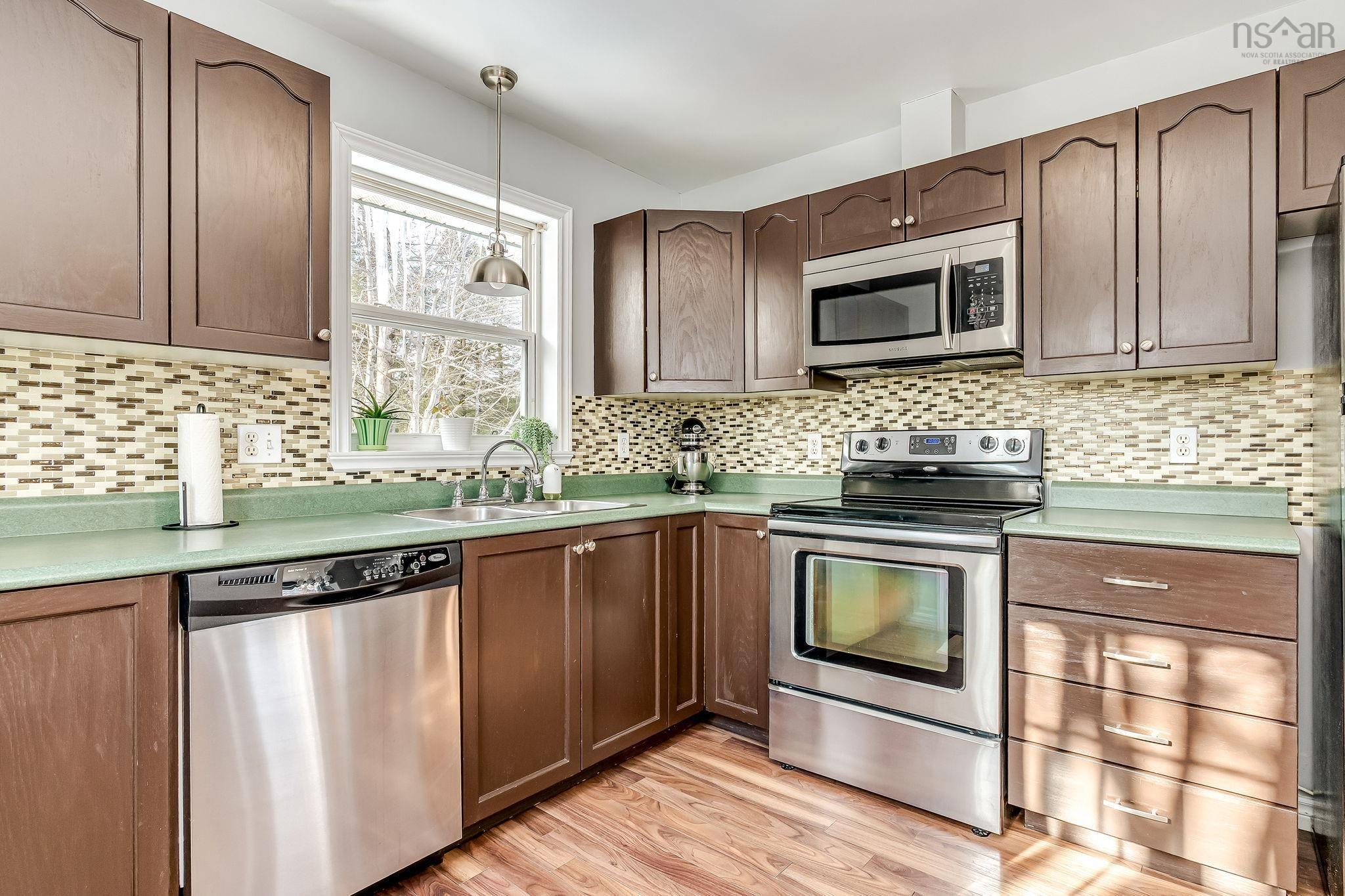 $409,900.00: 136 Hemlock Drive, Elmsdale