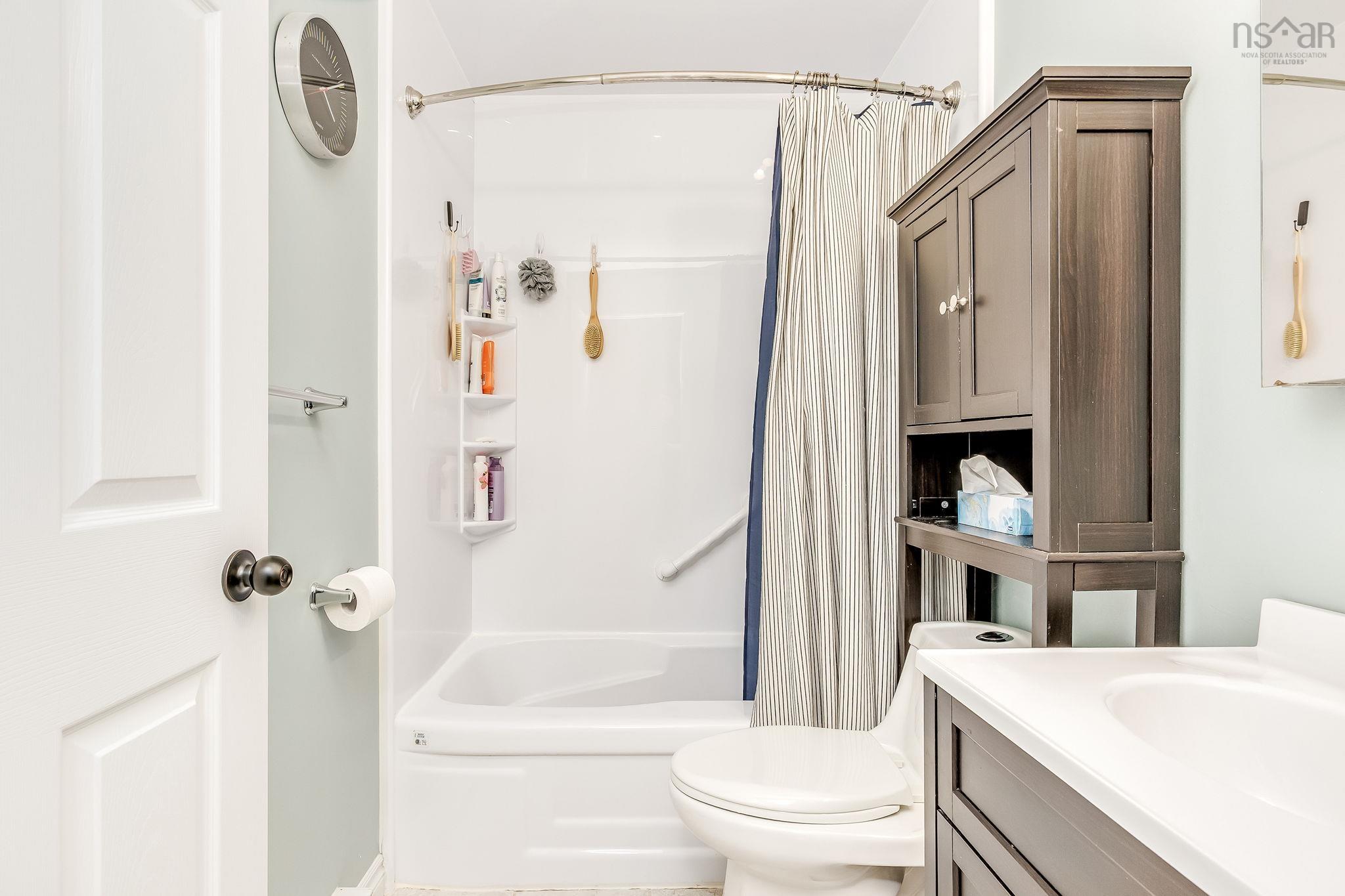 $409,900.00: 136 Hemlock Drive, Elmsdale