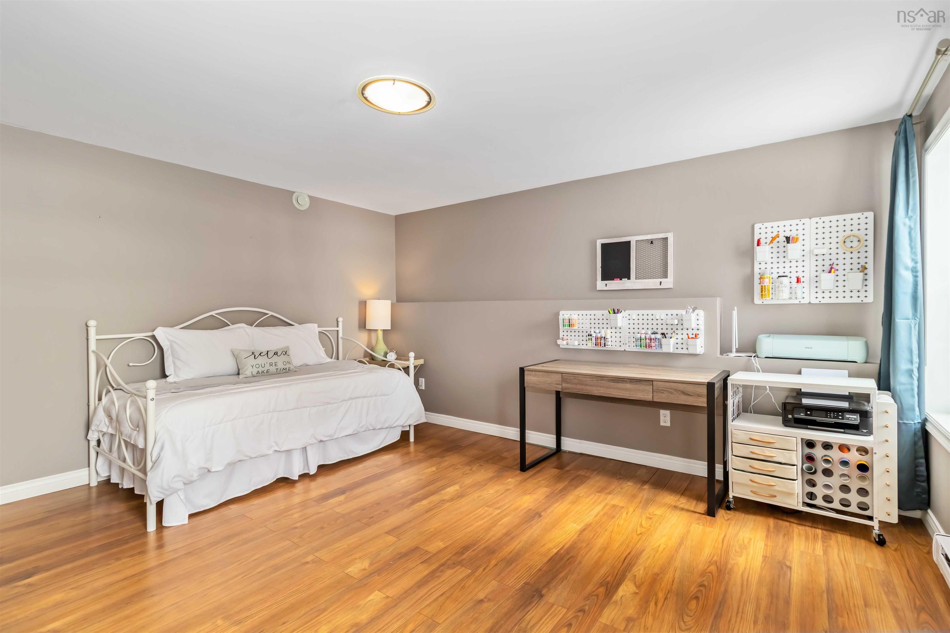 $749,900.00: 205 Homestead Estate Drive, Italy Cross