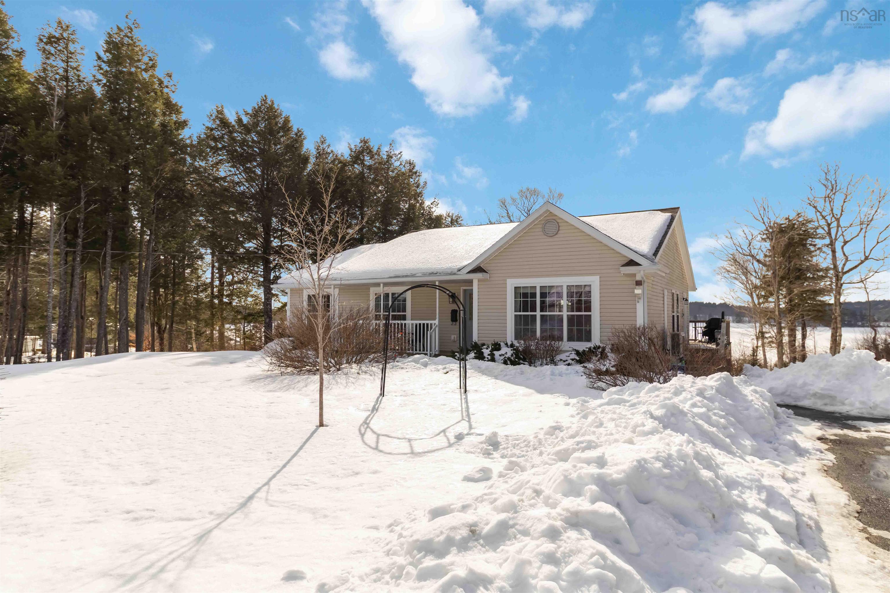 $749,900.00: 205 Homestead Estate Drive, Italy Cross