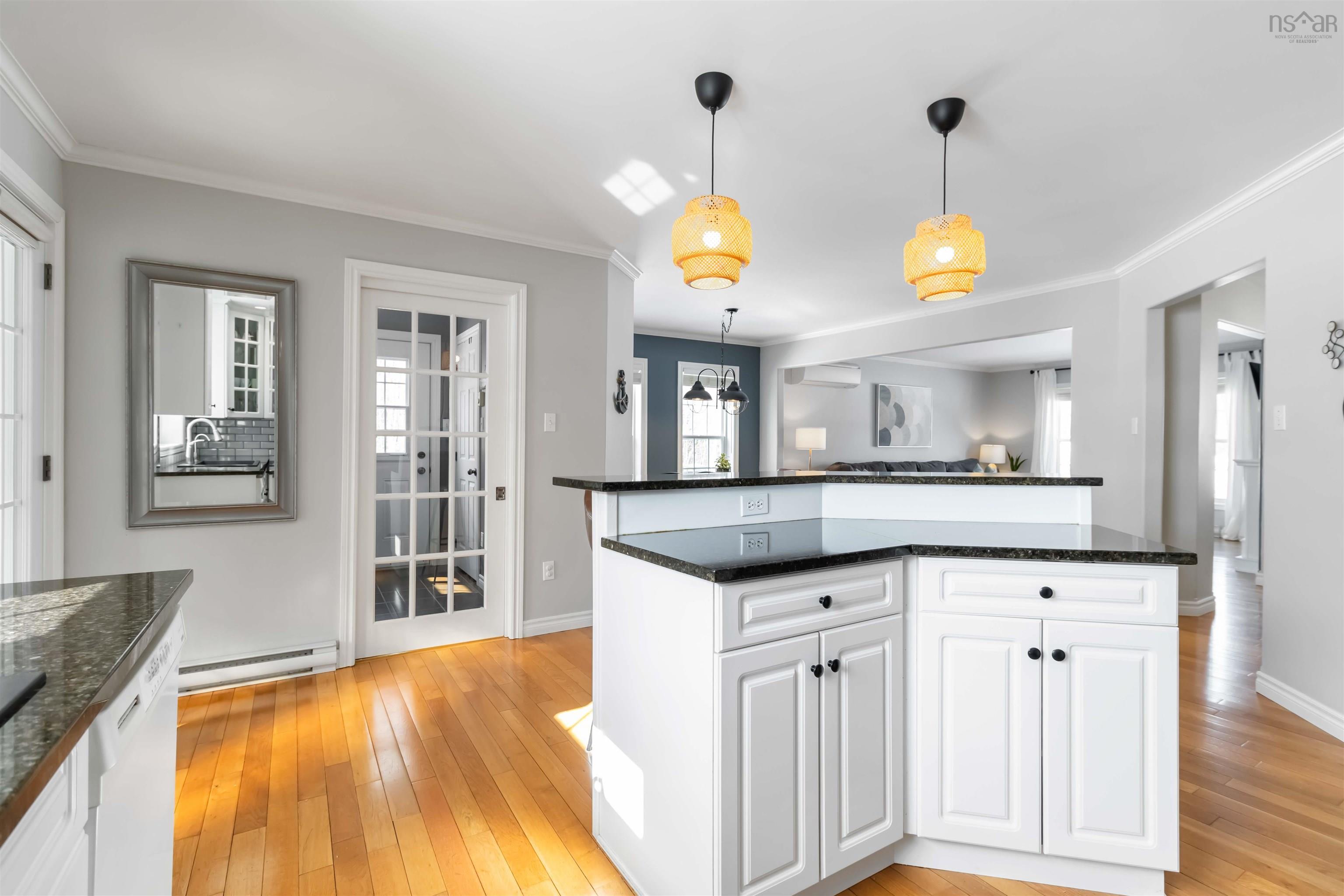 $749,900.00: 205 Homestead Estate Drive, Italy Cross