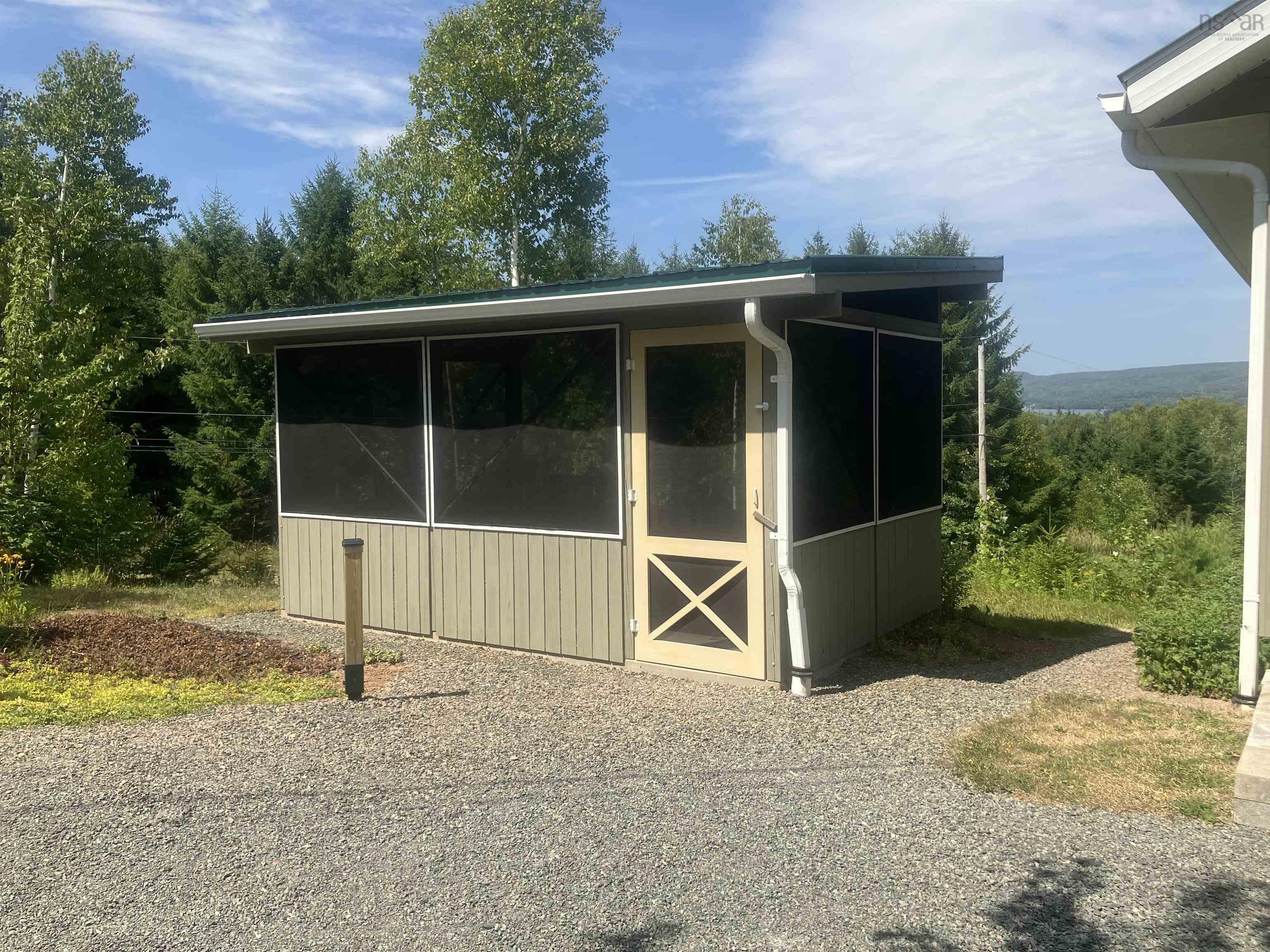 $625,000.00: 692 Portage Road, Wilburn