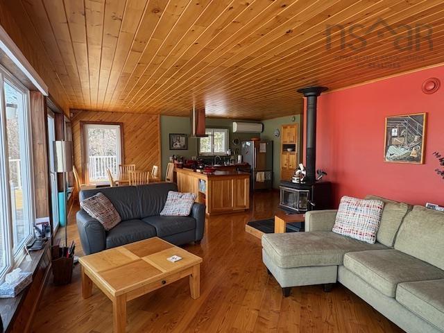 $625,000.00: 692 Portage Road, Wilburn