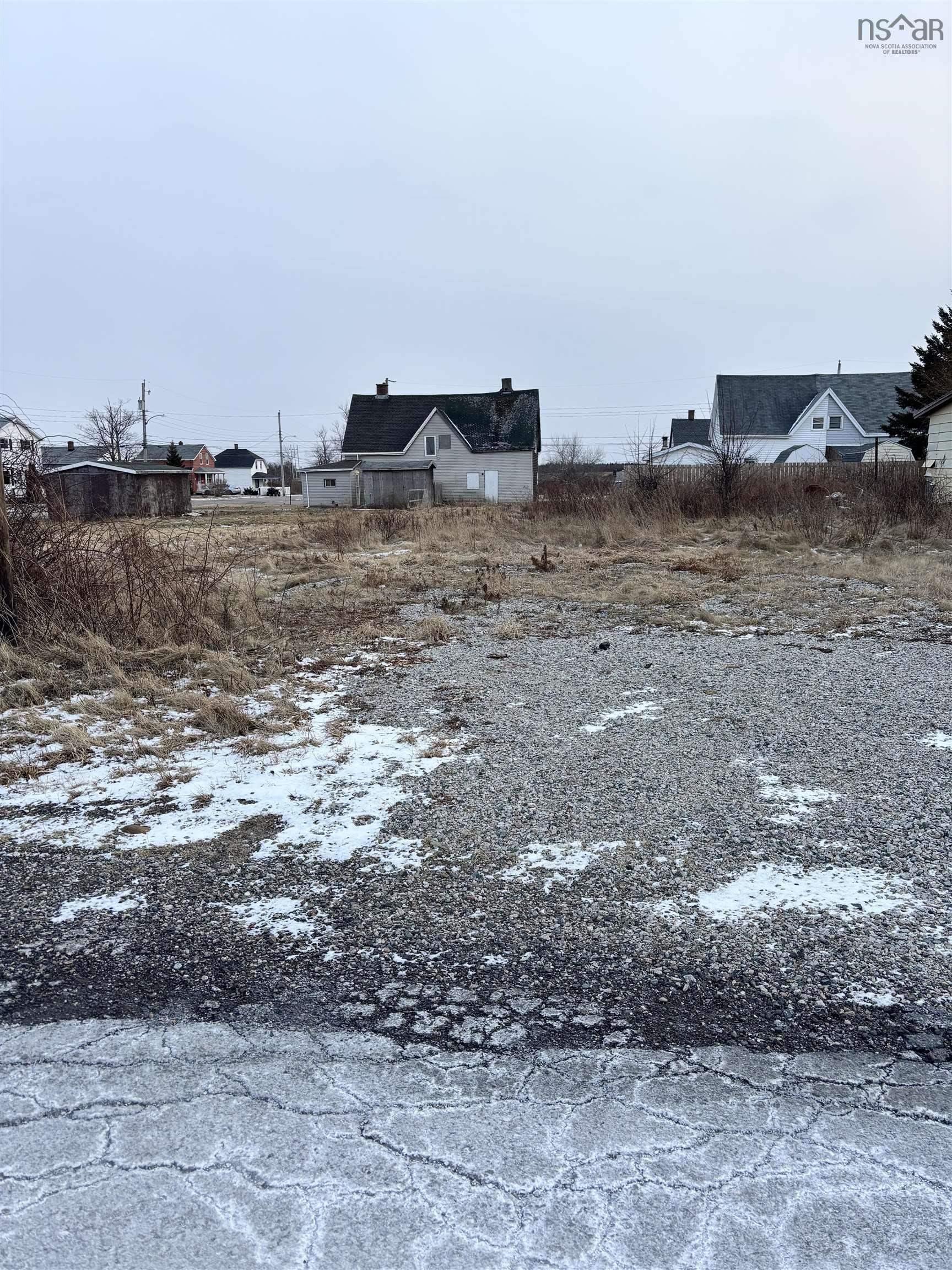 $10,900.00: 92 Dorchester Street, Glace Bay