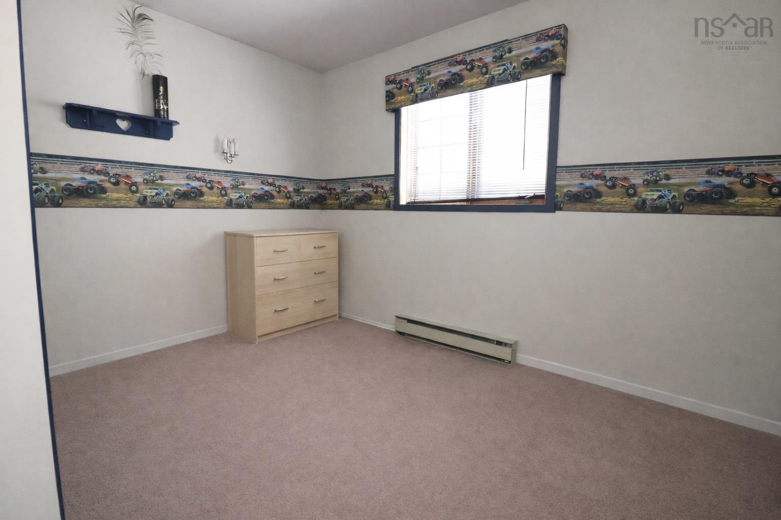 $449,900.00: 1 Oakridge Drive, Brookside