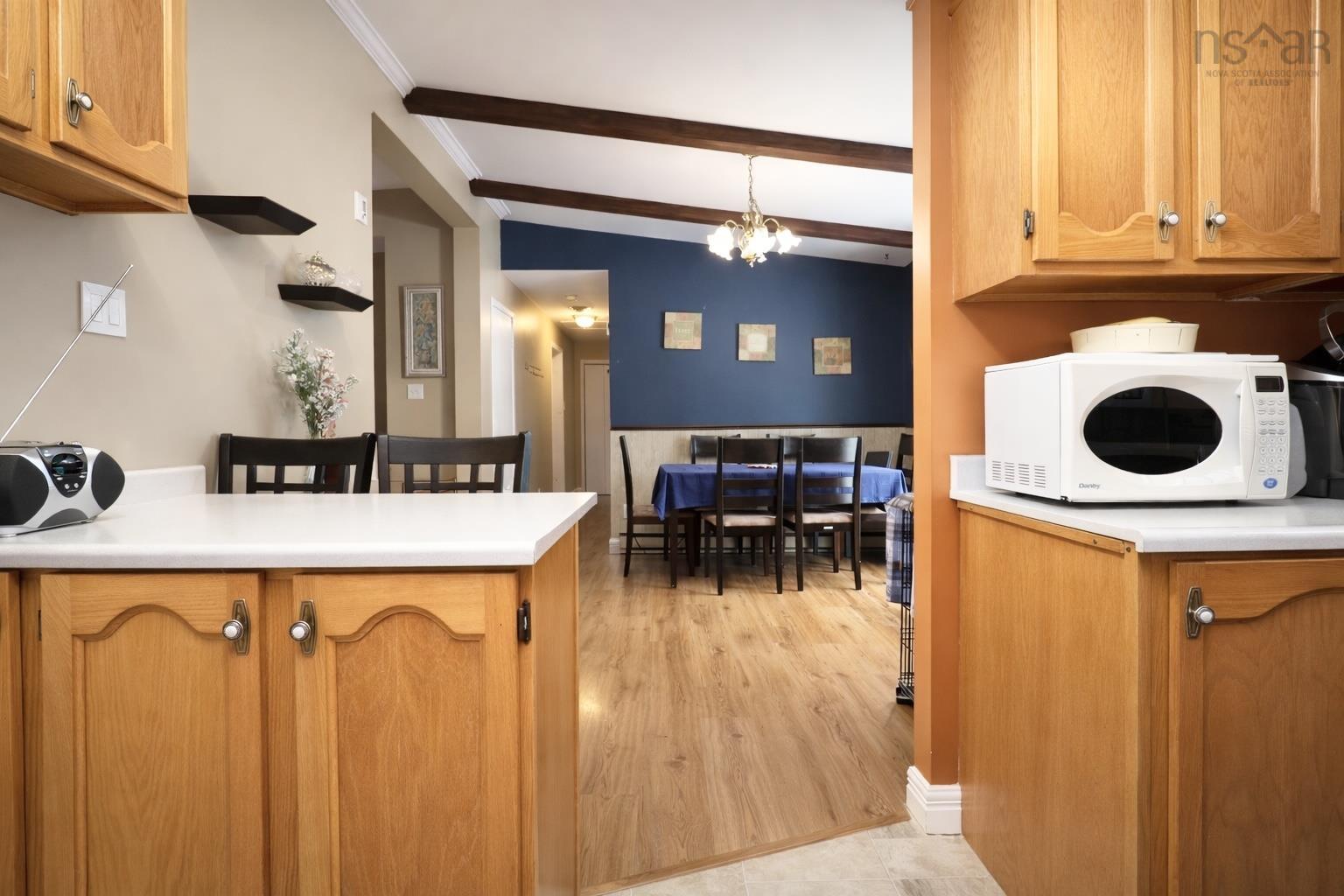 $449,900.00: 1 Oakridge Drive, Brookside