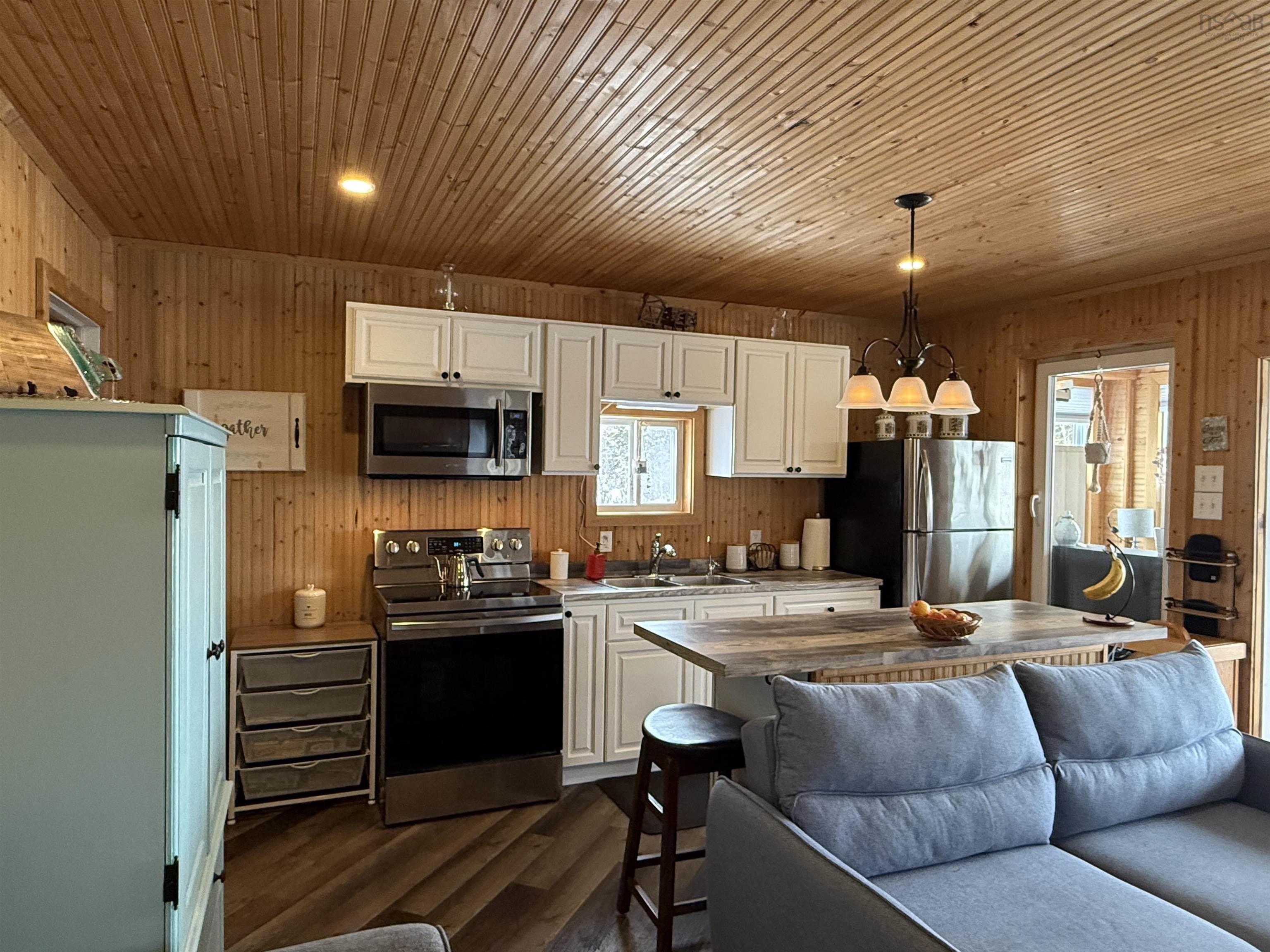 $349,900.00: 24 Pirates Cove Way, Melville