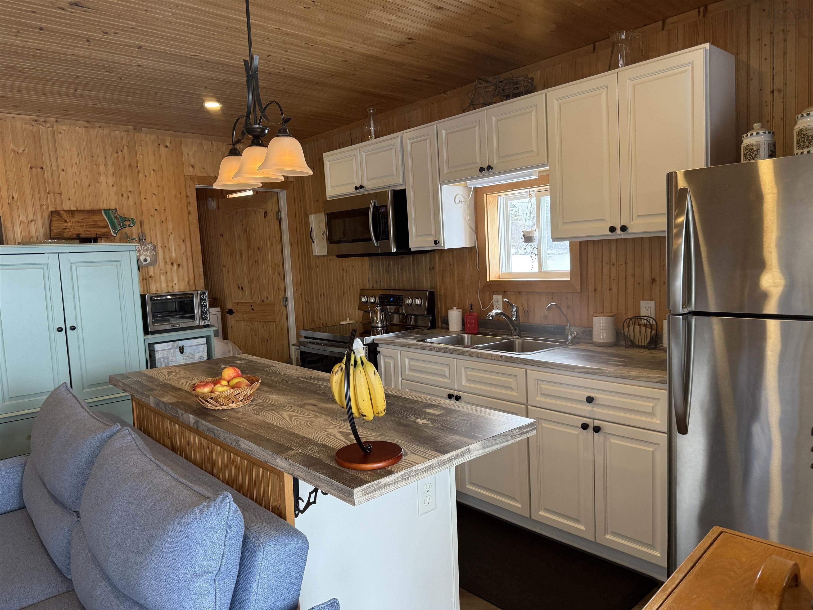 $349,900.00: 24 Pirates Cove Way, Melville