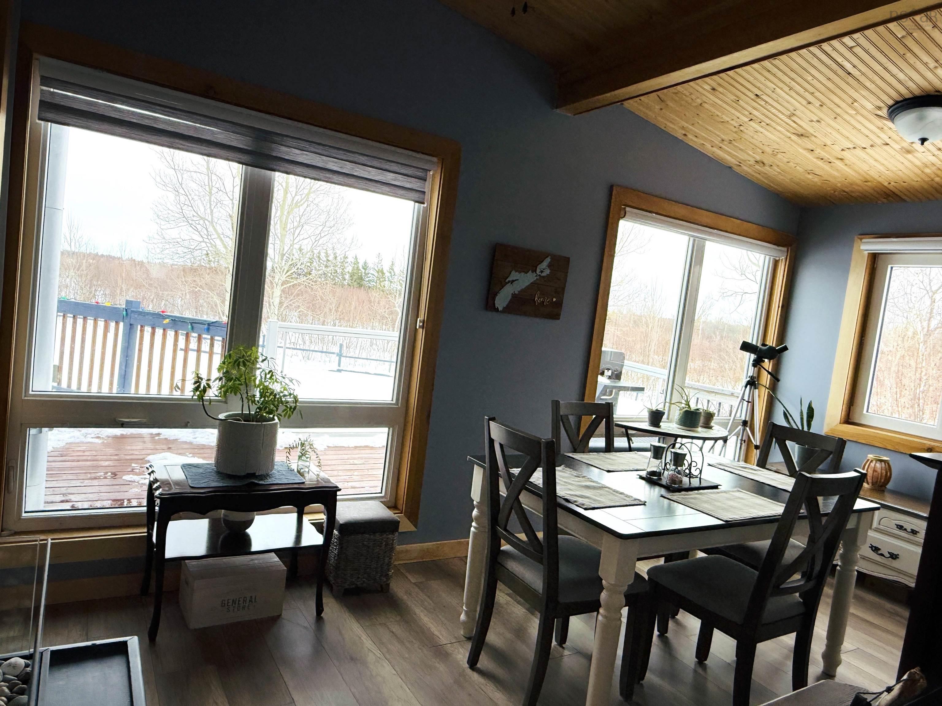 $349,900.00: 24 Pirates Cove Way, Melville