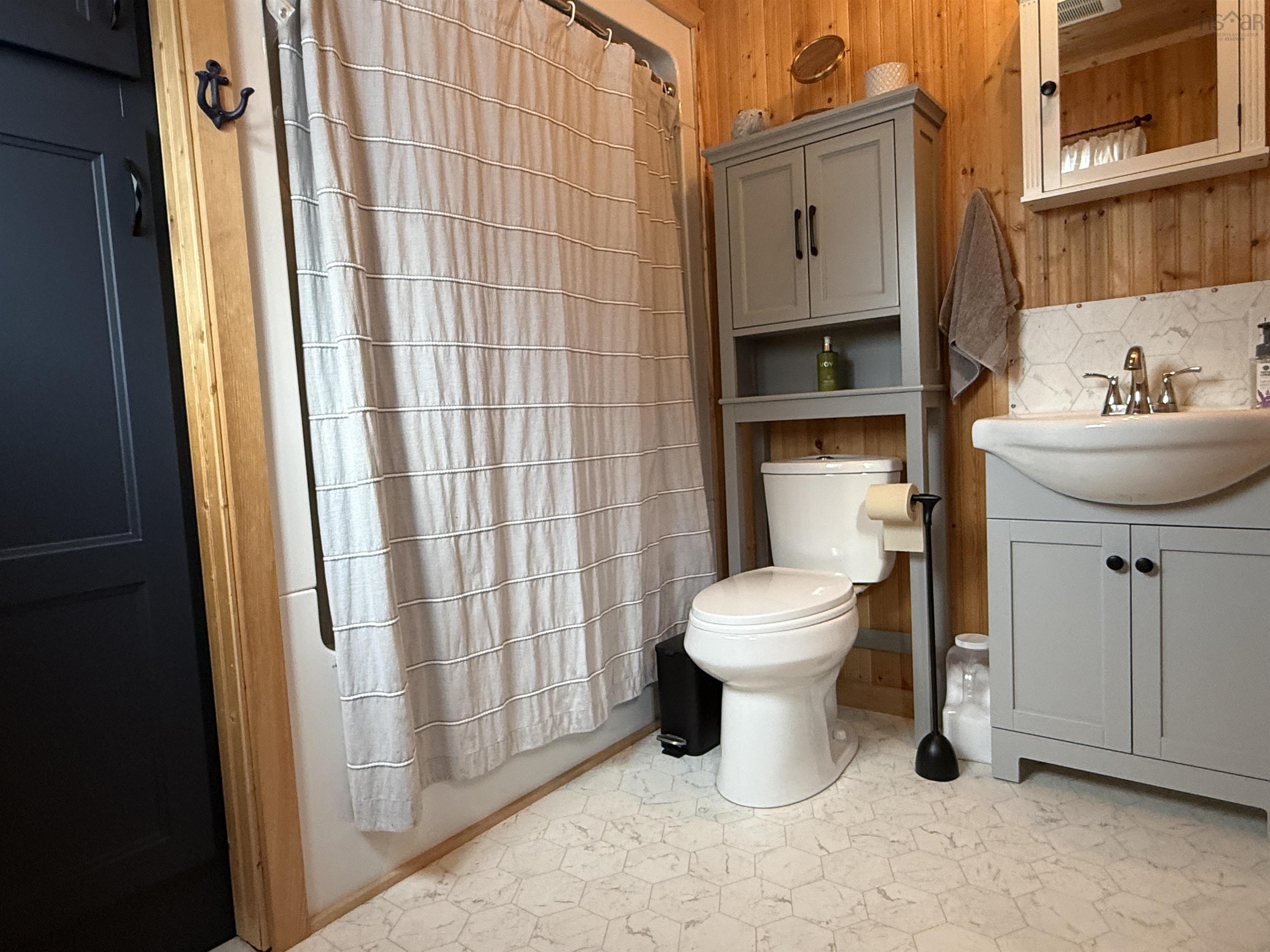 $349,900.00: 24 Pirates Cove Way, Melville