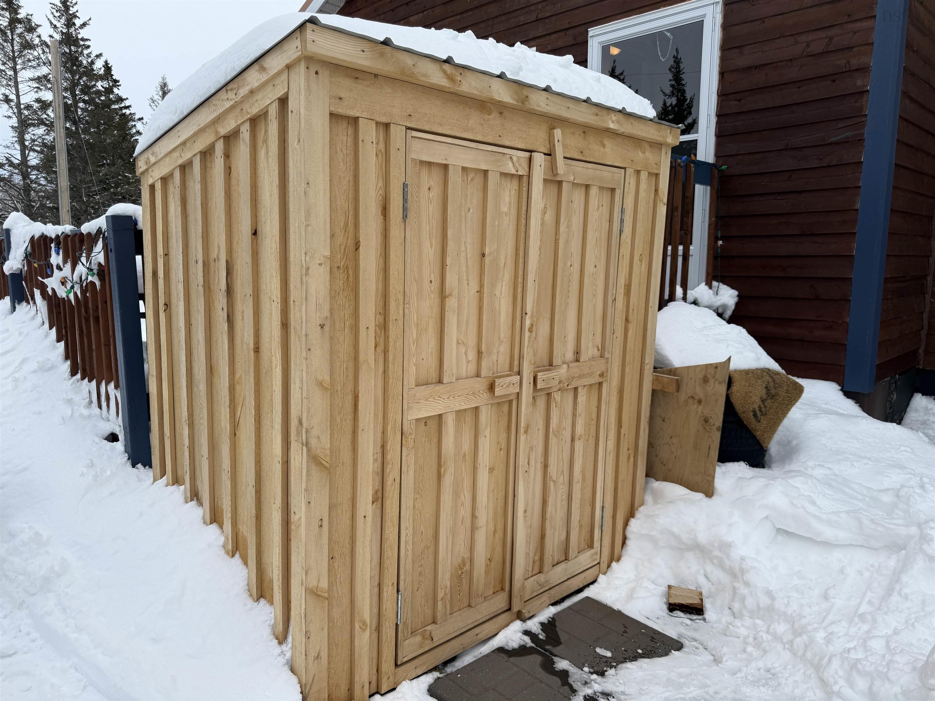 $349,900.00: 24 Pirates Cove Way, Melville