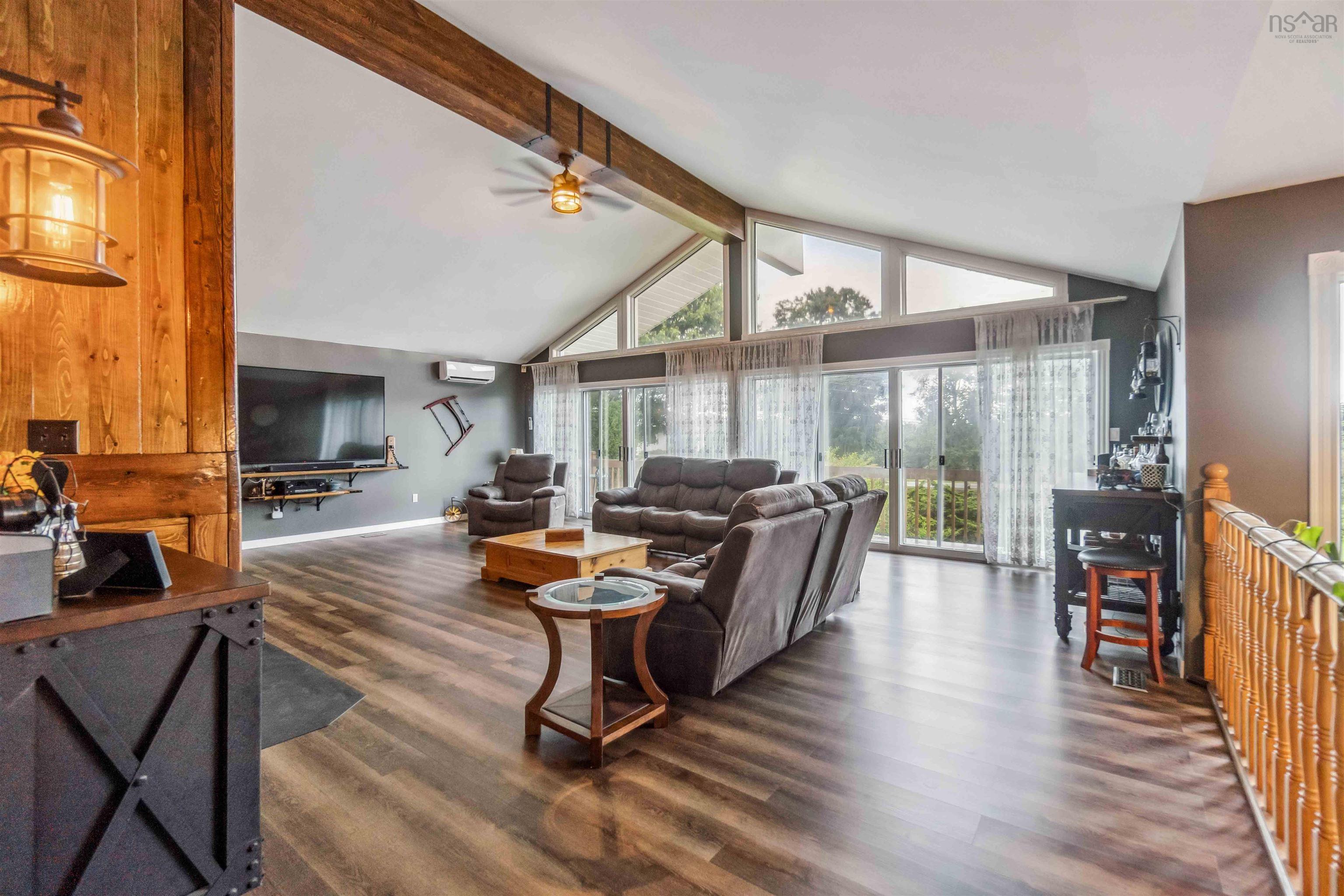 $725,000.00: 263 Lighthouse Road, Bay View