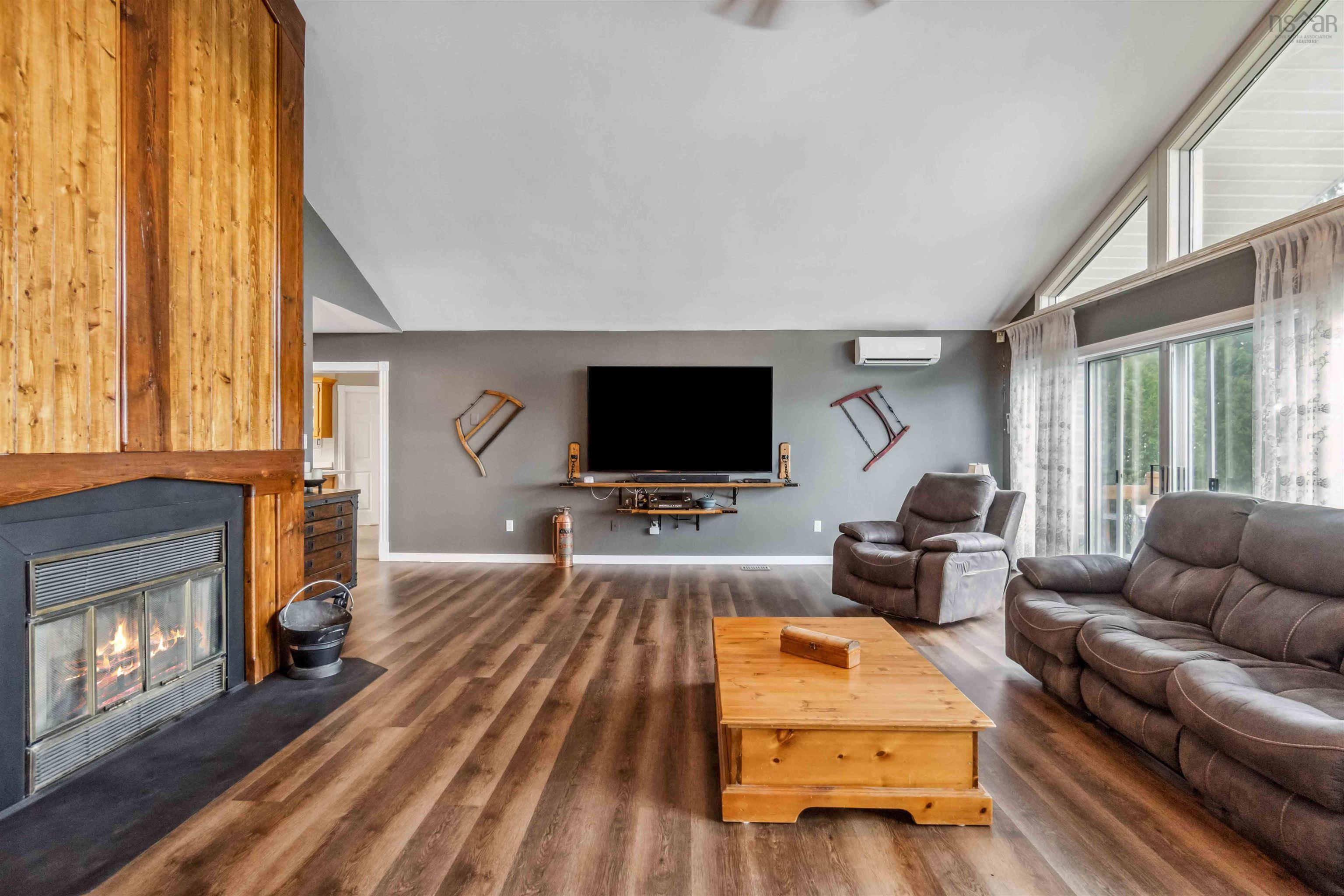 $725,000.00: 263 Lighthouse Road, Bay View