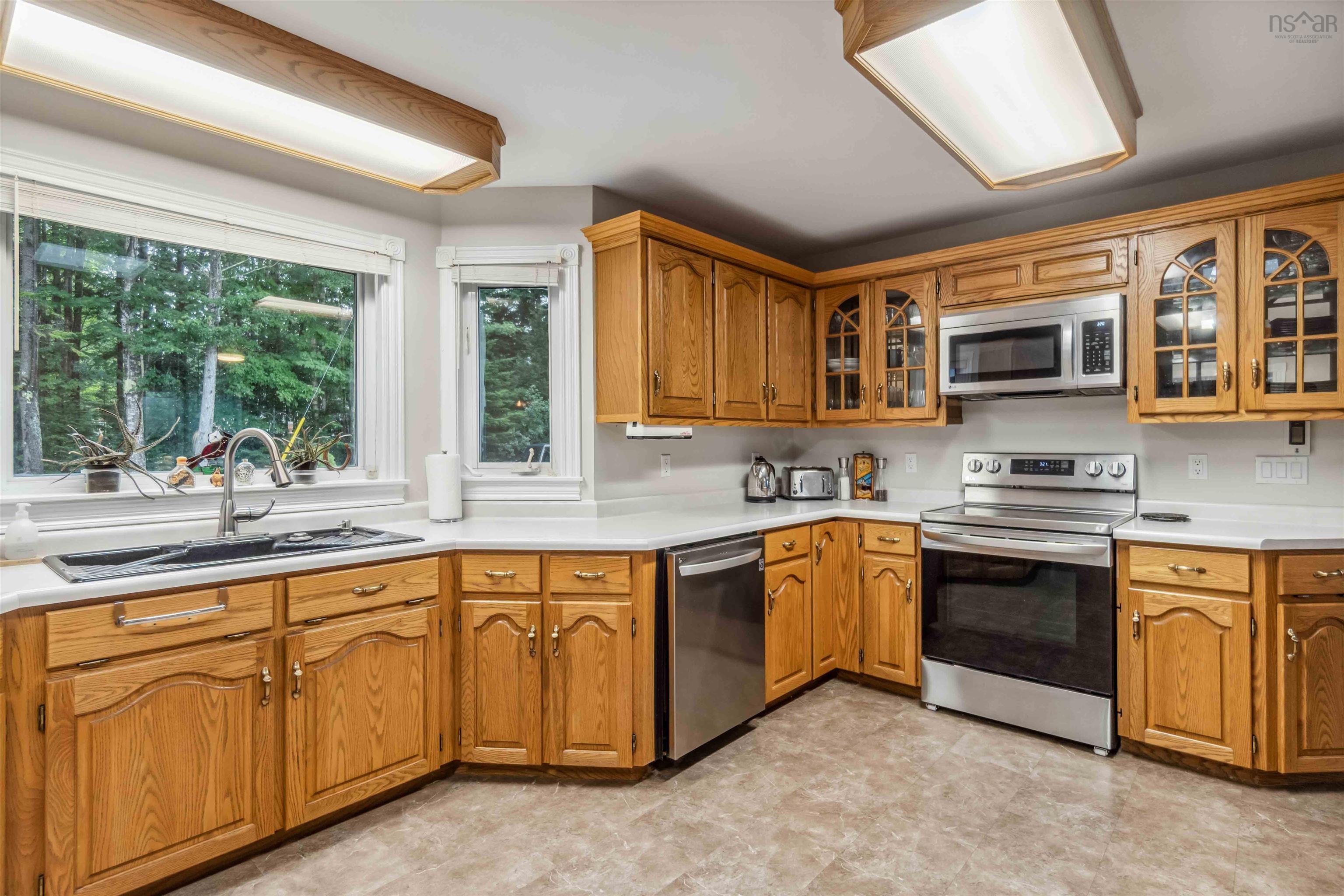 $725,000.00: 263 Lighthouse Road, Bay View