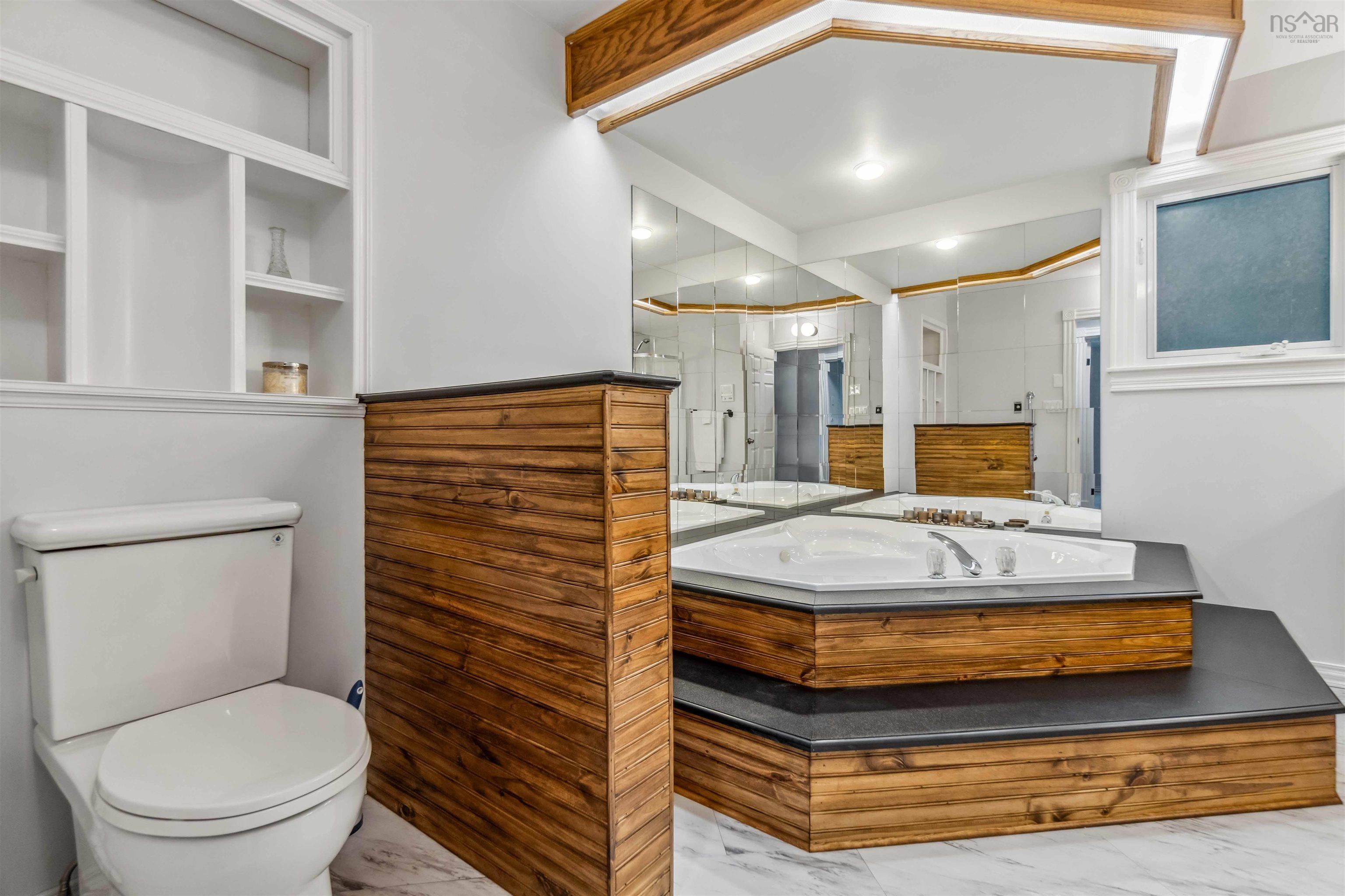 $725,000.00: 263 Lighthouse Road, Bay View