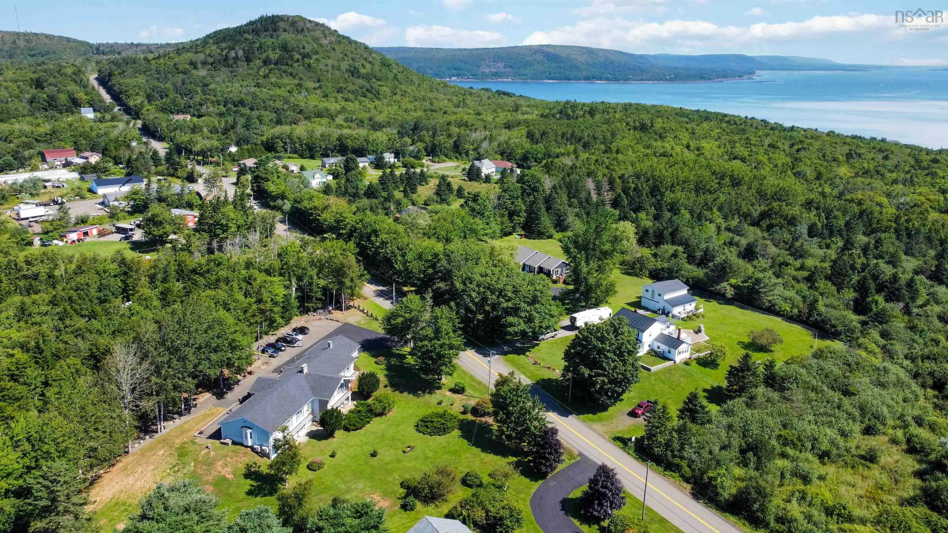 $725,000.00: 263 Lighthouse Road, Bay View