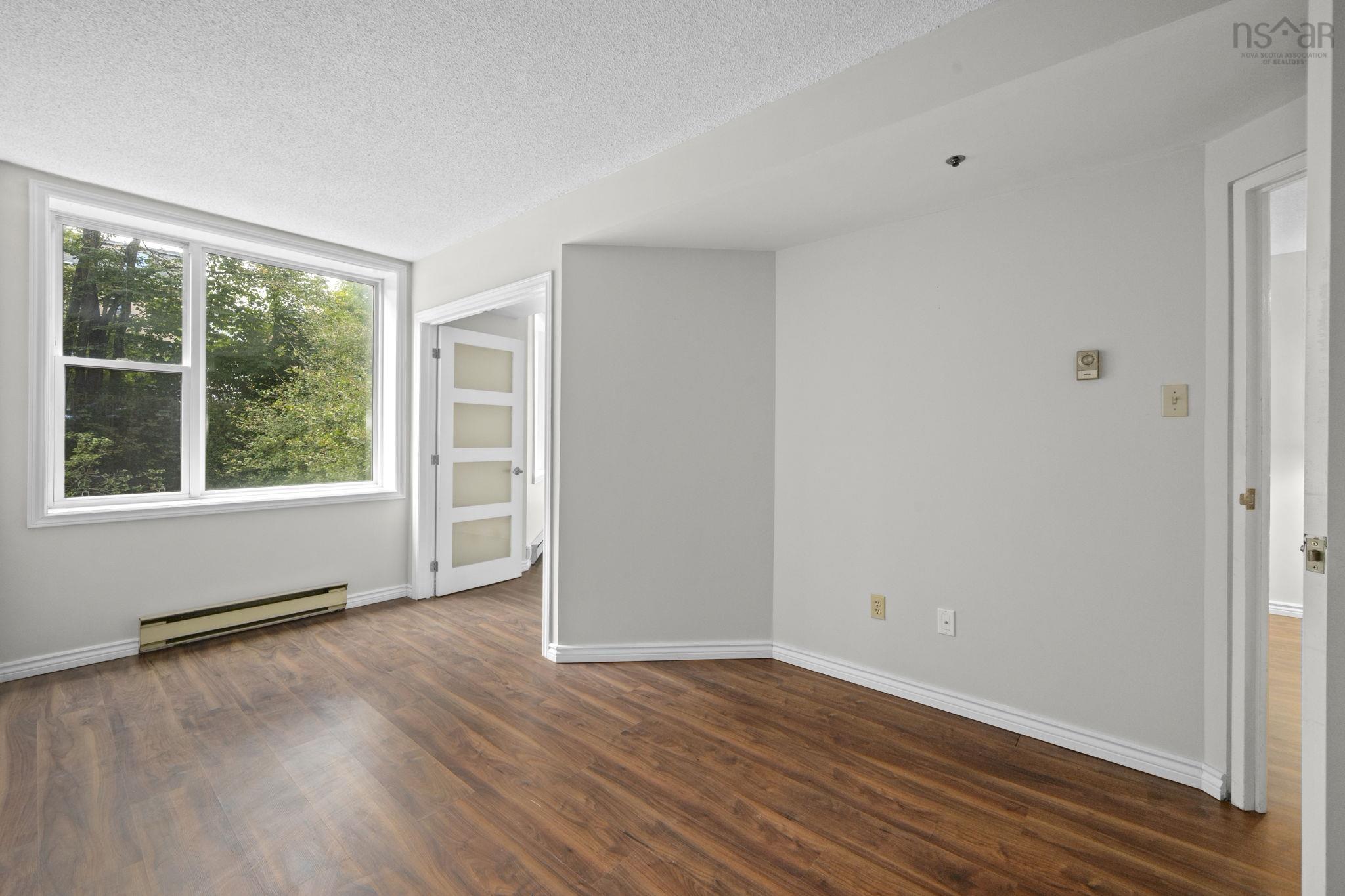 $339,900.00: 208 1326 LOWER WATER Street, Halifax