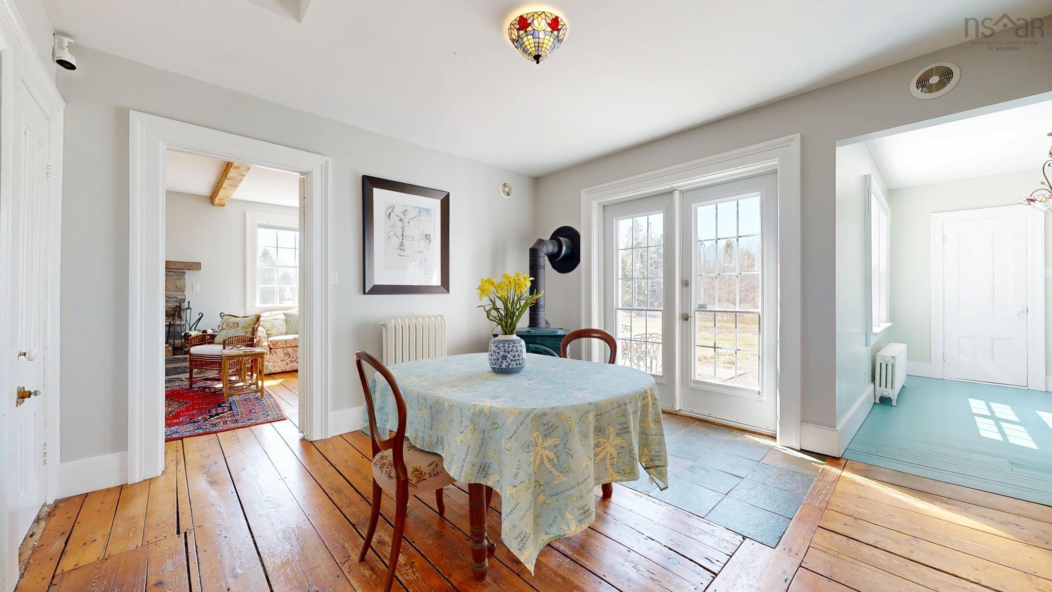 $1,074,500.00: 236 Princes Inlet Drive, Martins Brook