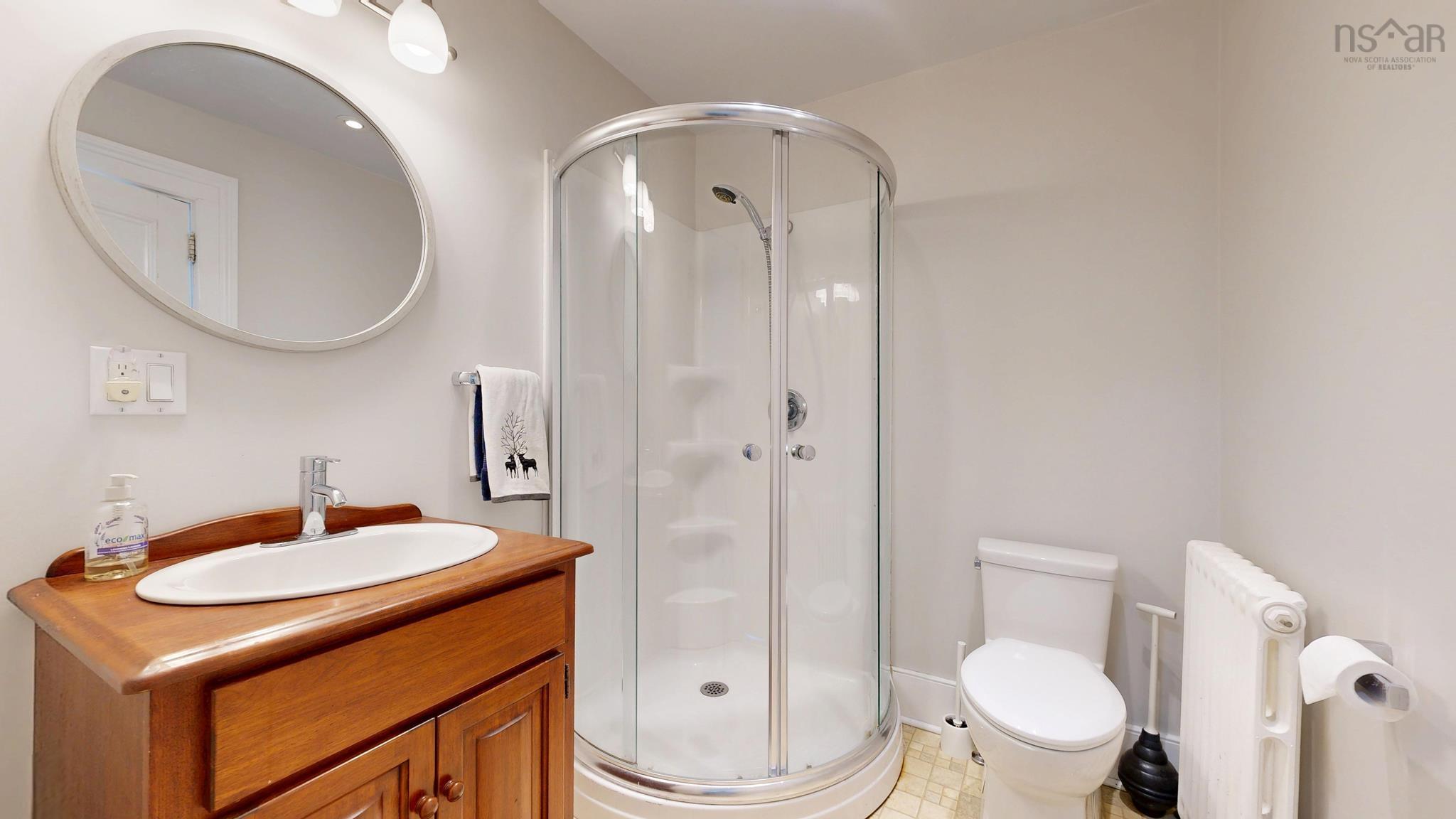 $1,074,500.00: 236 Princes Inlet Drive, Martins Brook