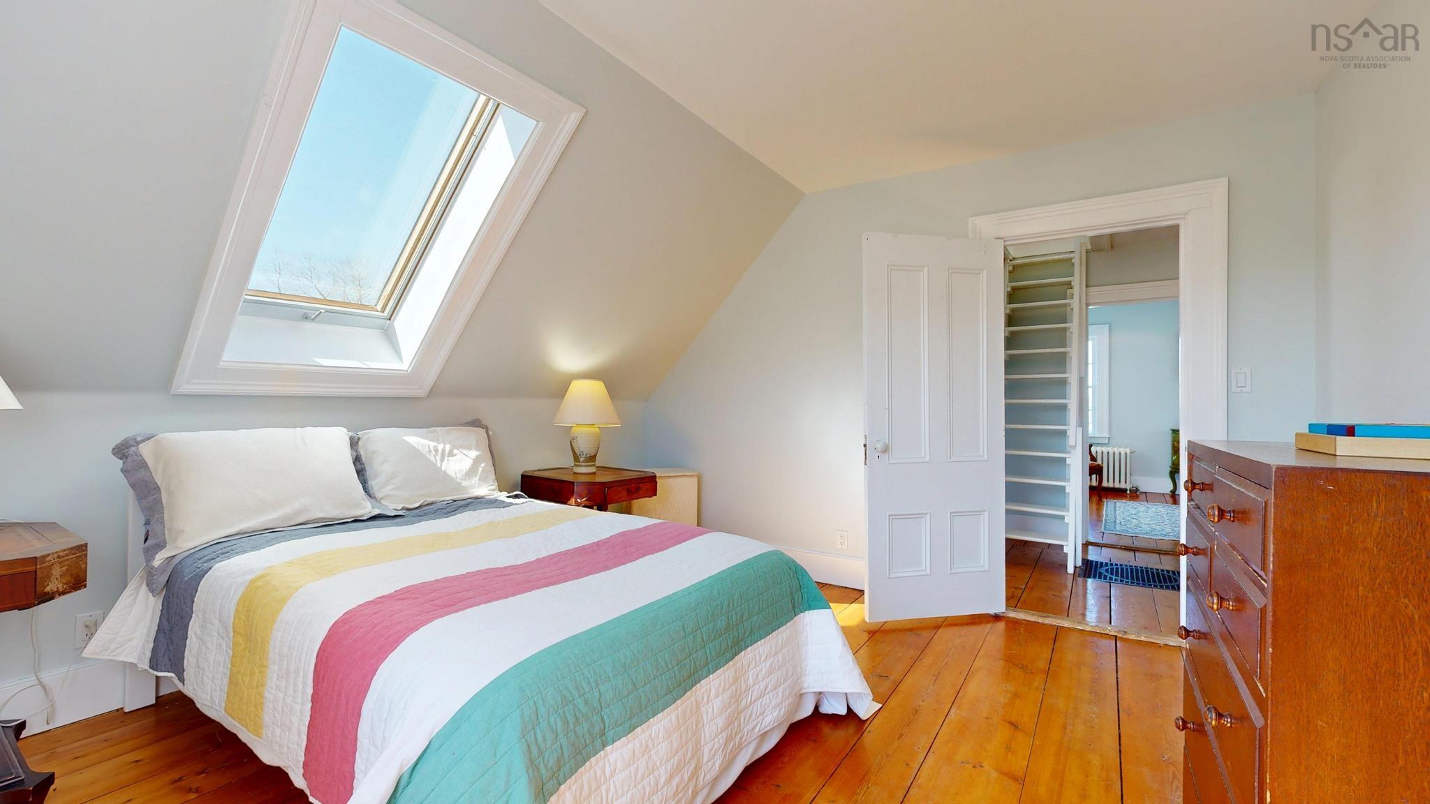 $1,074,500.00: 236 Princes Inlet Drive, Martins Brook