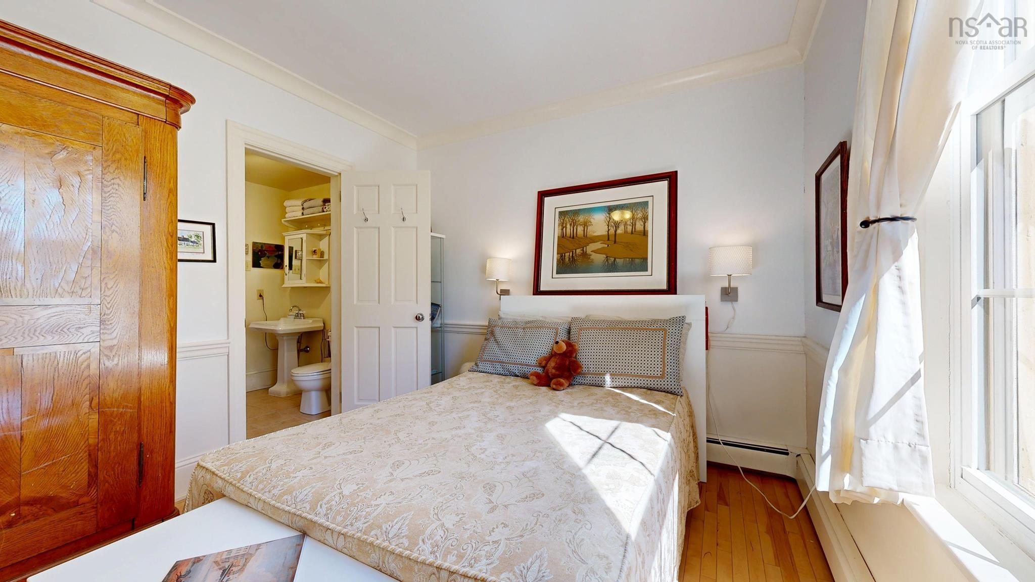 $890,000.00: 47 Kaulbach Street, Lunenburg