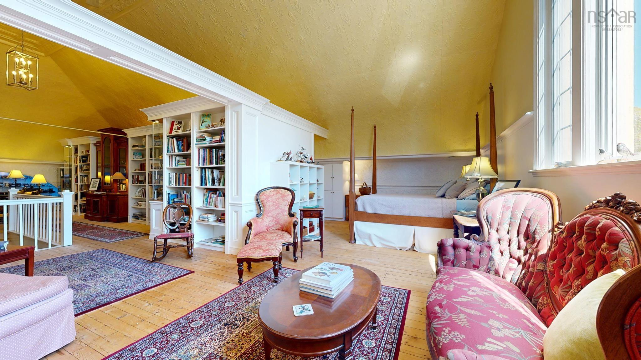 $890,000.00: 47 Kaulbach Street, Lunenburg