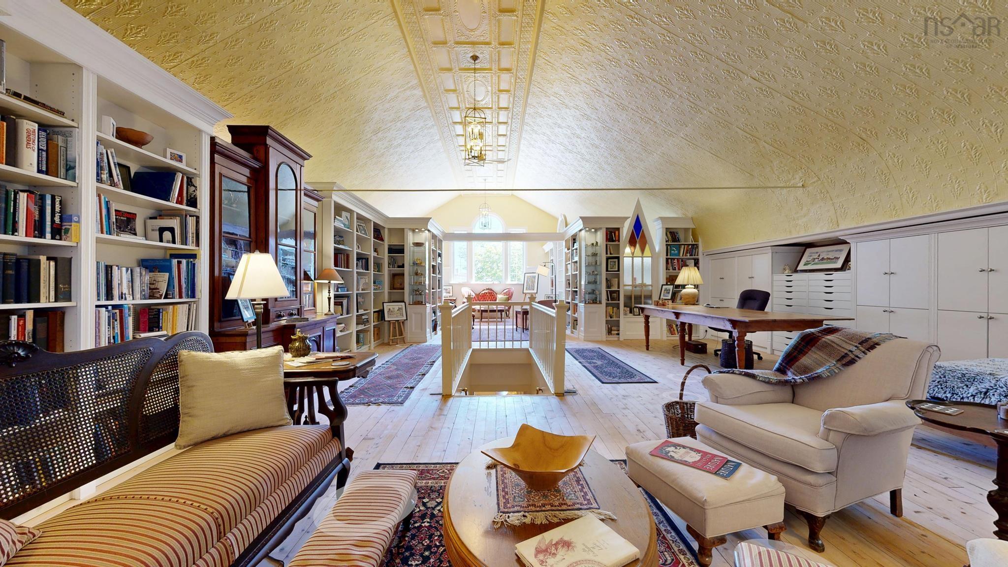 $890,000.00: 47 Kaulbach Street, Lunenburg