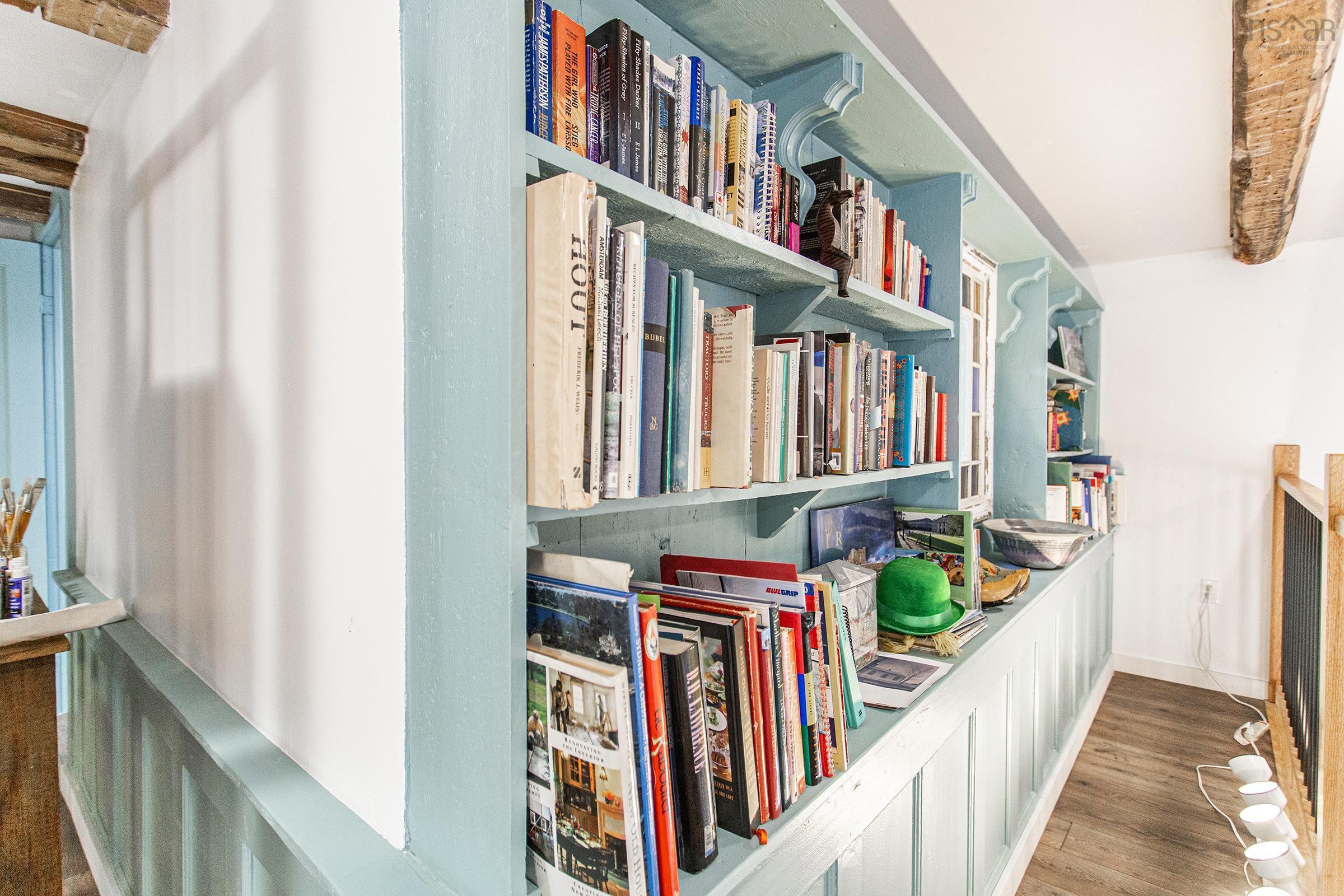 $485,000.00: 579 Main Street, Lawrencetown