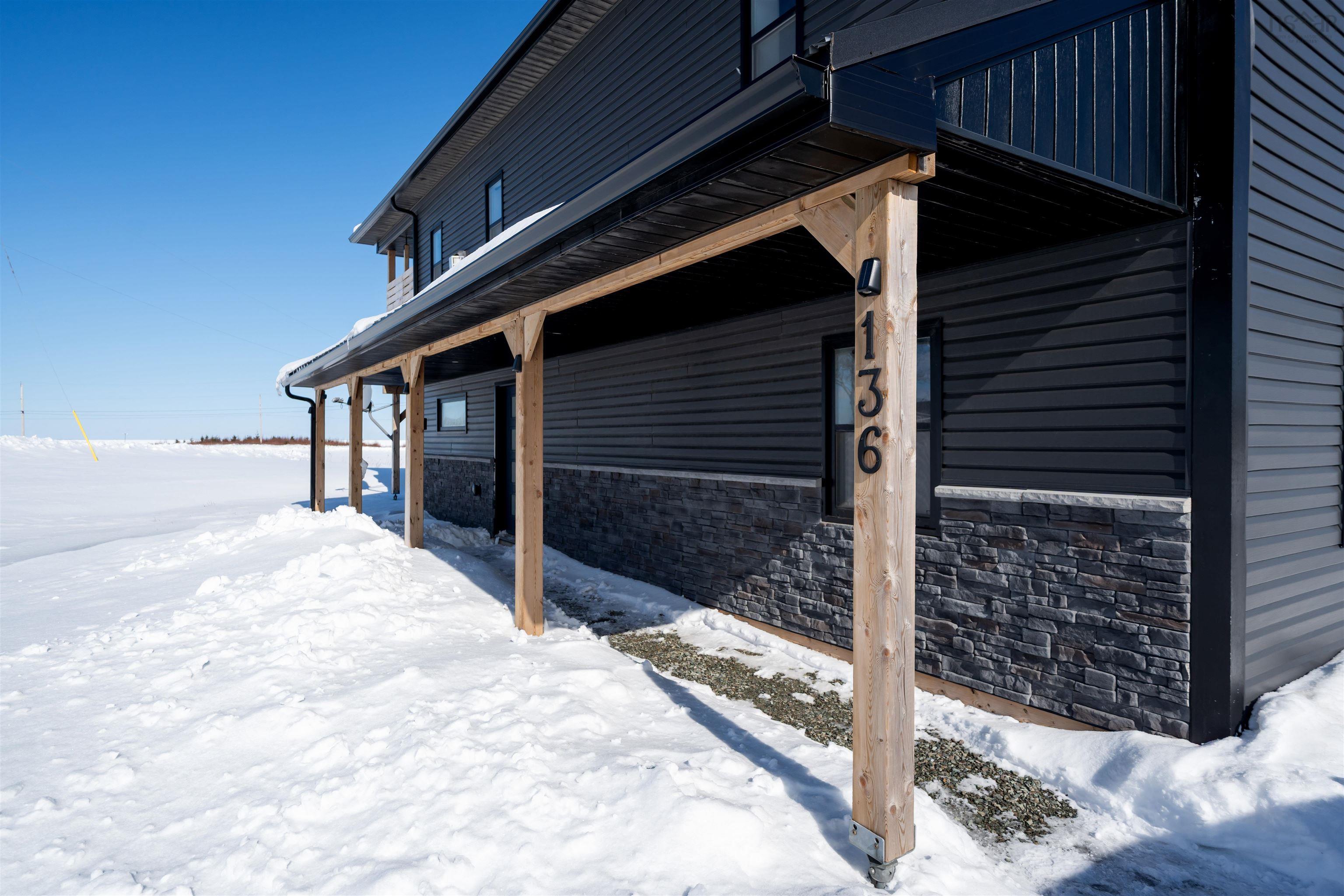 $759,900.00: 136 Thompson Drive, Ponds