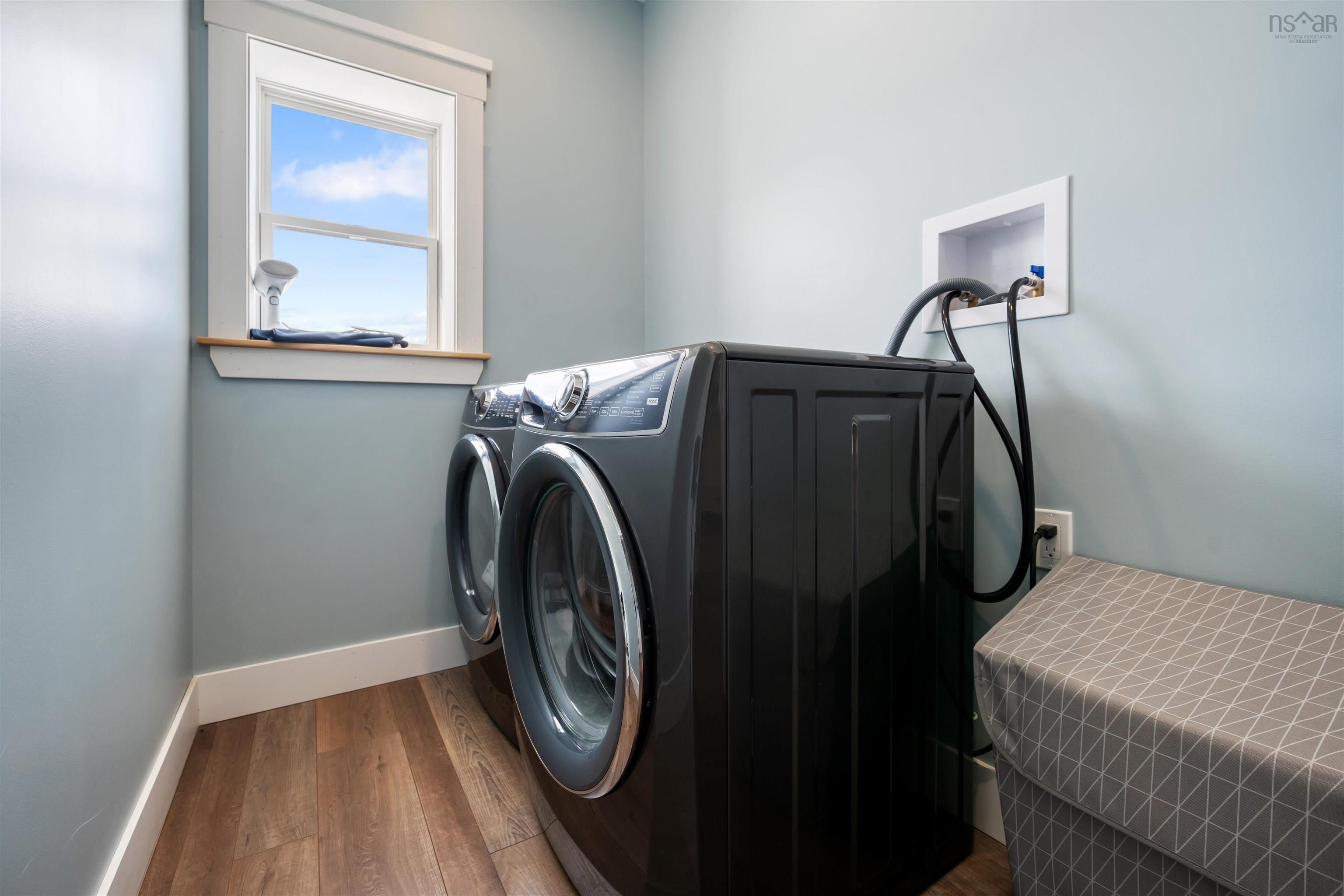 $759,900.00: 136 Thompson Drive, Ponds