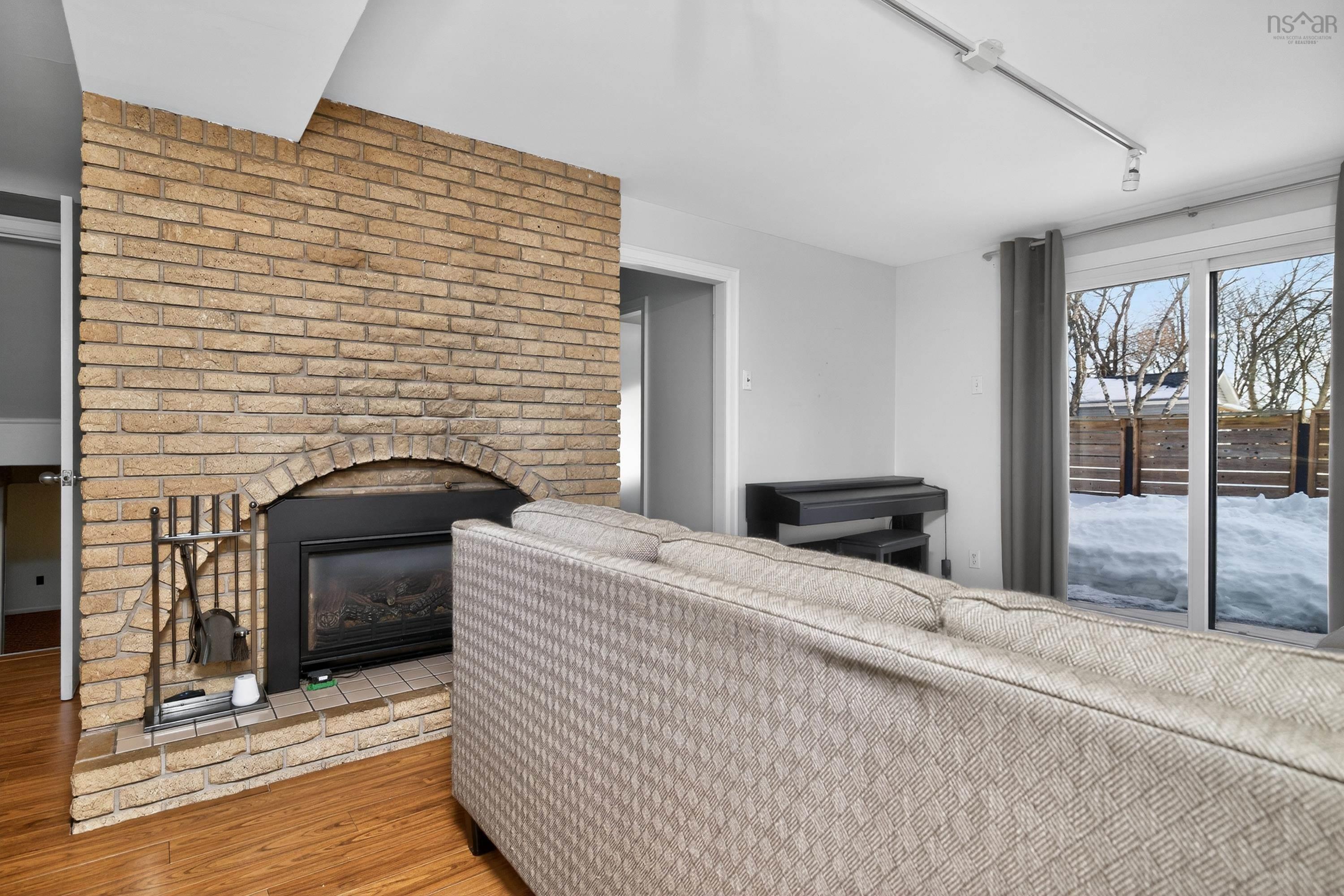 37 Lawnsdale Drive, Dartmouth, NS (MLS 202603584)